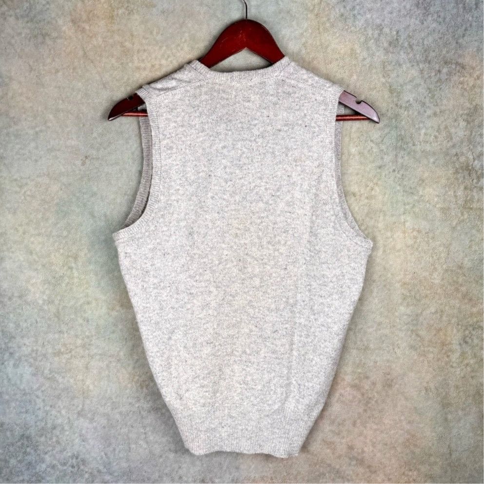 Vintage VTG 60s Knit Sweater Vest Mens M Gray V Neck Plain True Vtg Size US M / EU 48-50 / 2 - 3 Thumbnail