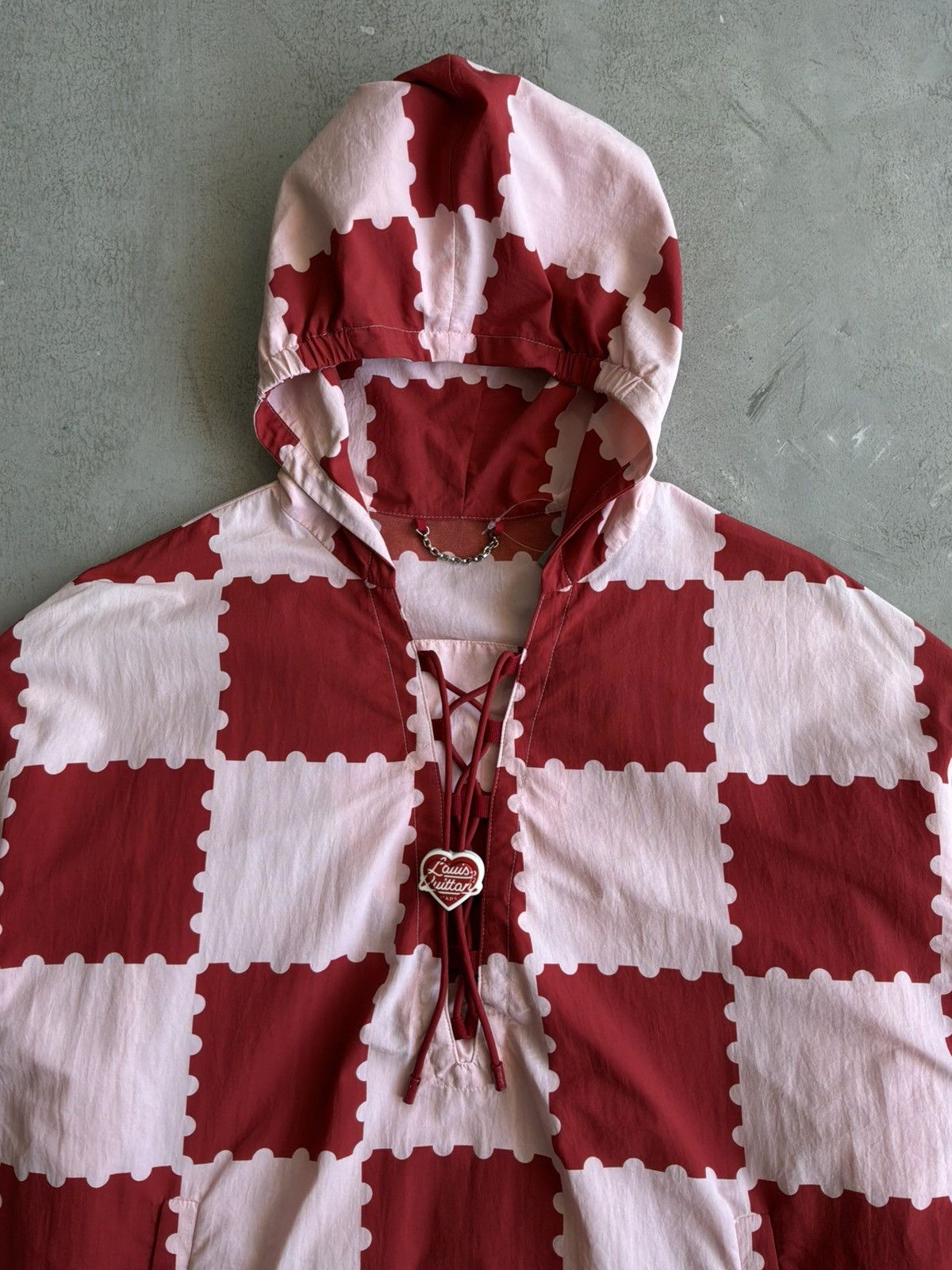 Louis Vuitton × Nigo Louis Vuitton x Human Made Red & White Checkered Windbreaker Size US M / EU 48-50 / 2 - 3 Thumbnail