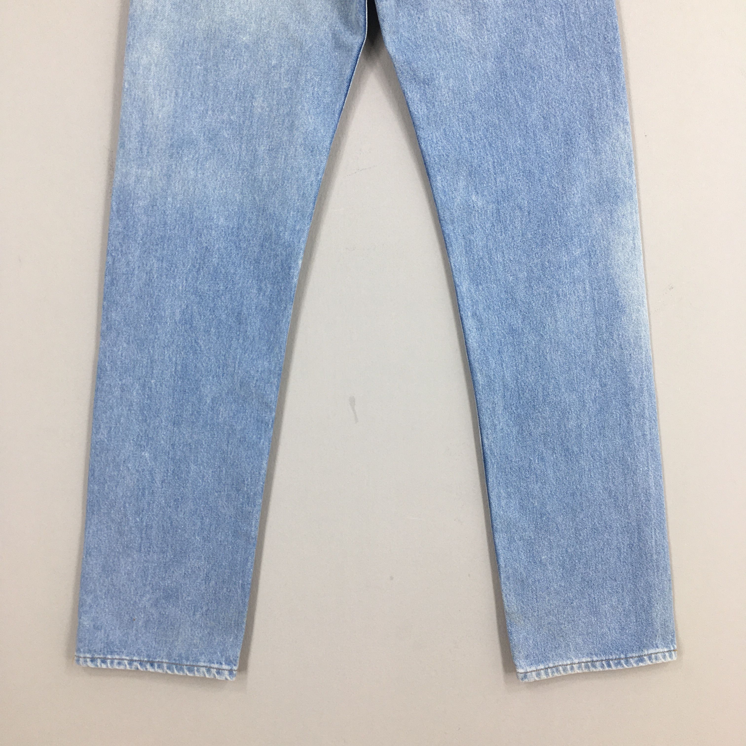 Levi's Size 27x31.5 Vintage 90s Levi's 501 Faded Blue Jeans S299 Size 27" / US 4 / IT 40 - 10 Thumbnail