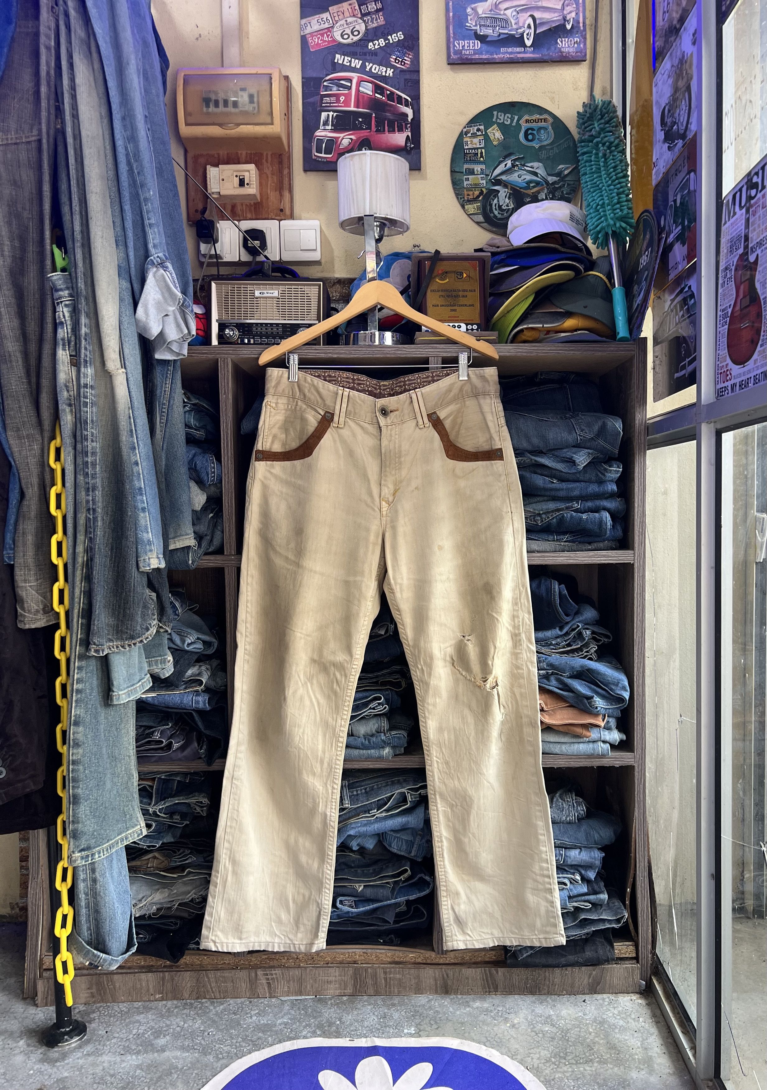 Edwin 🔥Edwin Exclusive Vintage Western Style Distressed Denim Size US 36 / EU 52 - 19 Thumbnail