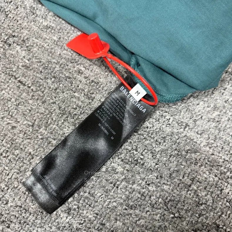 Balenciaga Balenciaga Front and Back Embroidered Logo Short Sleeve T- Size US M / EU 48-50 / 2 - 8 Thumbnail