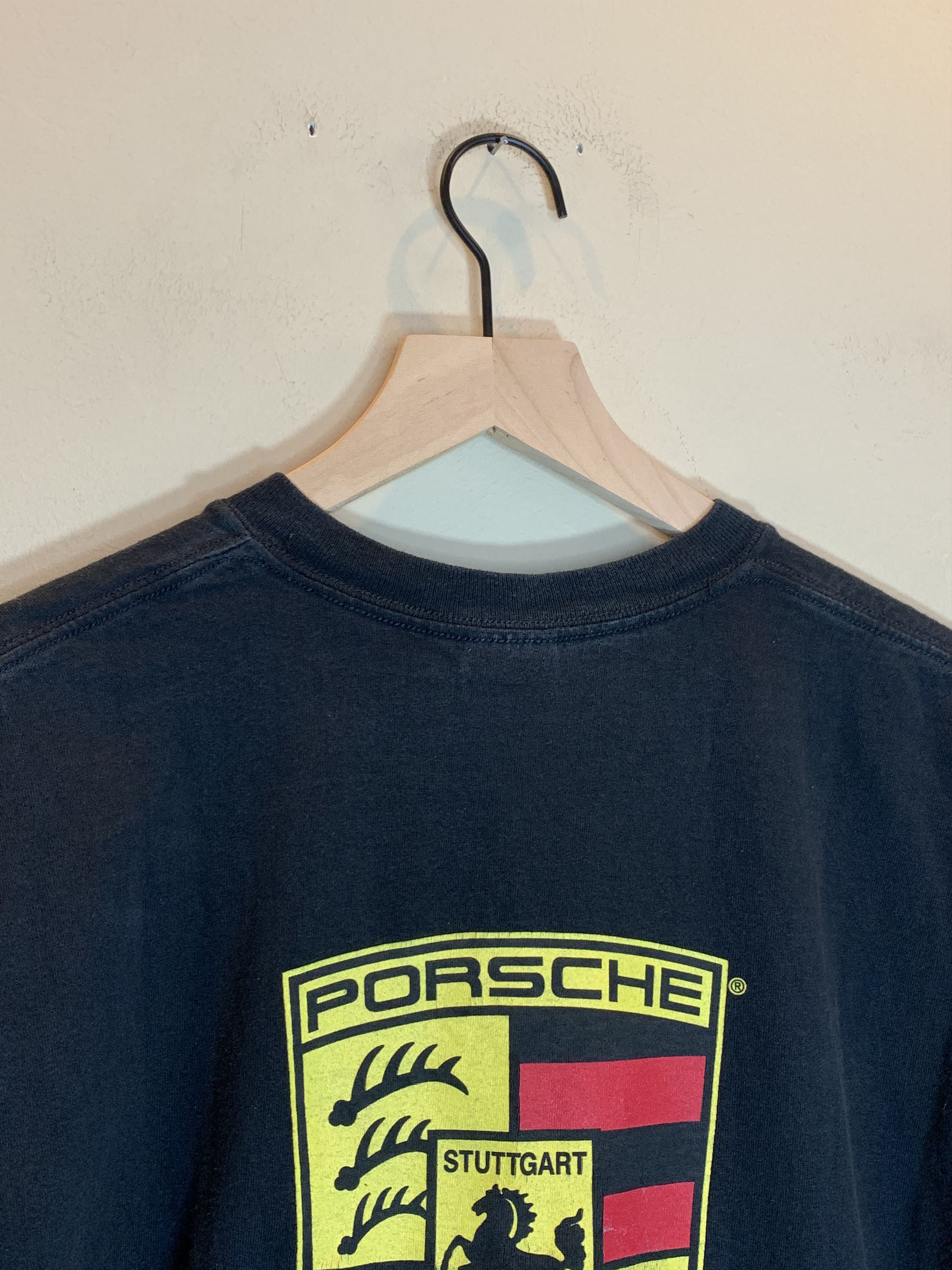 Vintage *RARE* Vintage 90’s Porsche Hawaii Car Logo T-Shirt - Medium Size US M / EU 48-50 / 2 - 3 Thumbnail