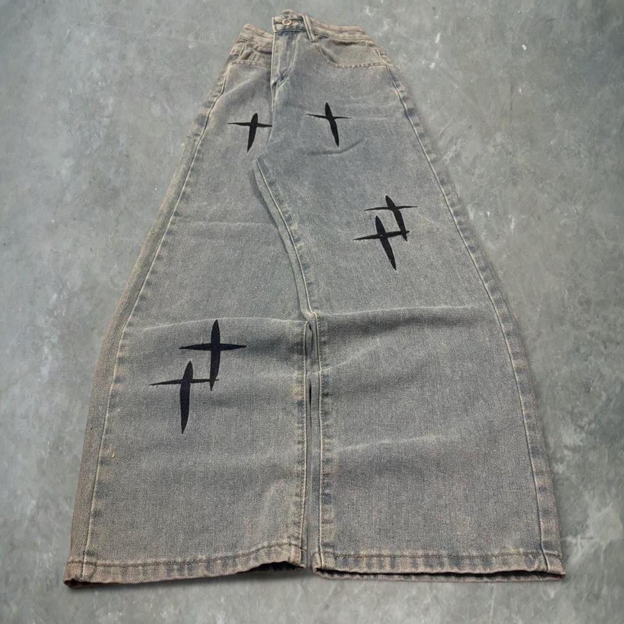 Vintage Crazy Vintage Y2K/2000s Baggy Cross chrome hearts Style Medium wash Denim Jeans! Size US 27 - 1 Thumbnail