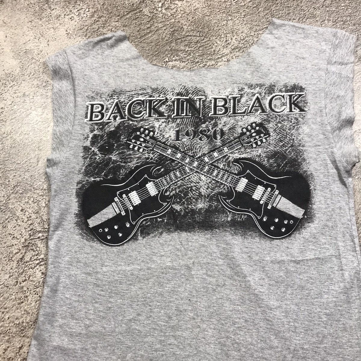 Vintage Vintage AC/DC Back in Black Band Tee Sun Faded Grunge Logo S Size US S / EU 44-46 / 1 - 5 Thumbnail