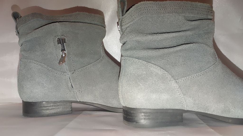 Ugg Koolaburra by Ugg Lorelei Slouch Suede Boots Size 7.5 Size US 7.5 / IT 37.5 - 3 Thumbnail