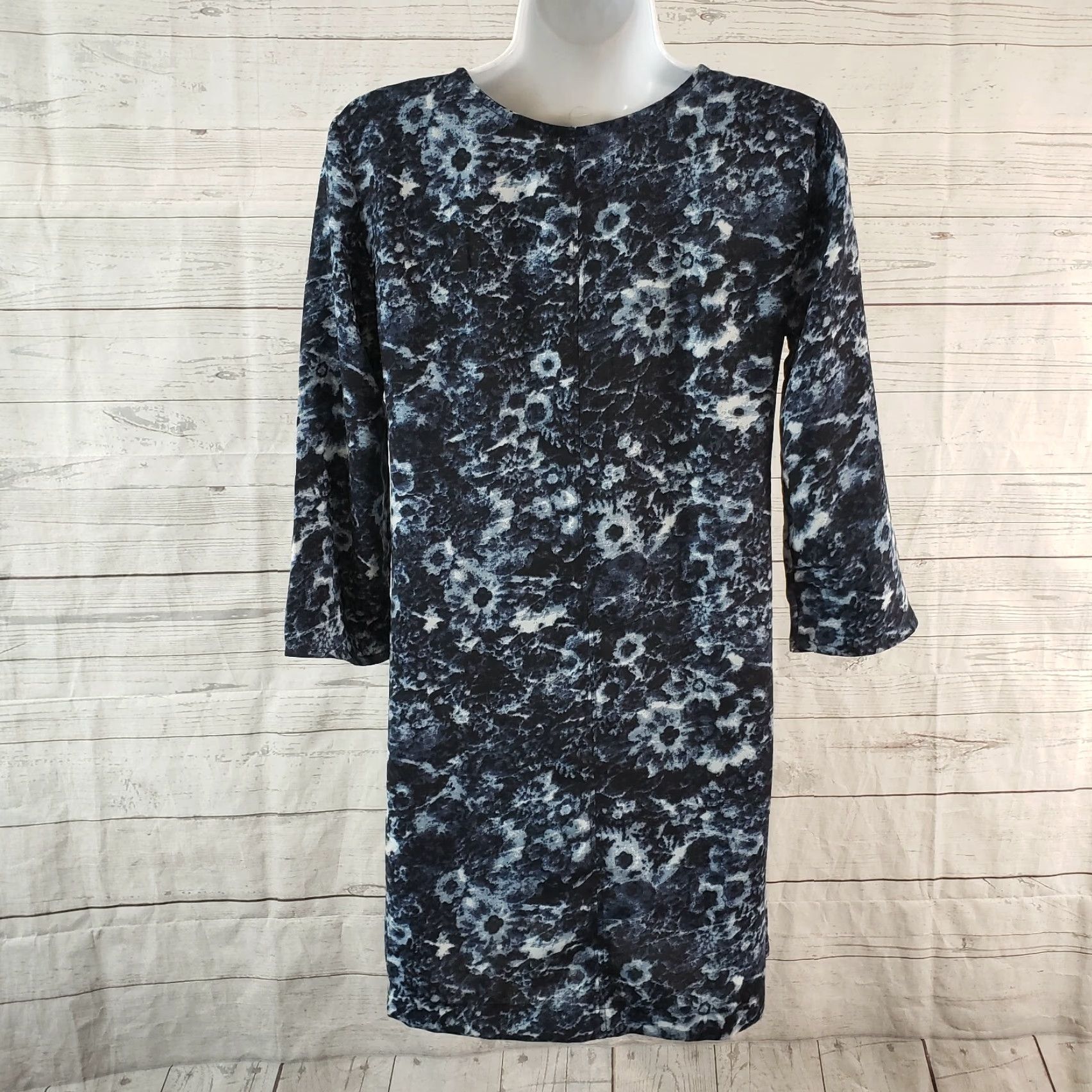 Abercrombie & Fitch Abercrombie & Fitch Womens Dress XS Blue 3/4 Sleeve Lace Up Front Shift Dress XS Blue Women Dress Size XS / US 0-2 / IT 36-38 - 4 Thumbnail