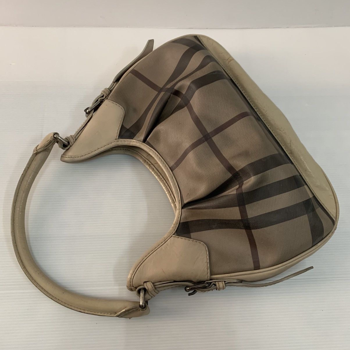 Burberry Burberry Hobo Shoulder Handbag Size ONE SIZE - 2 Thumbnail
