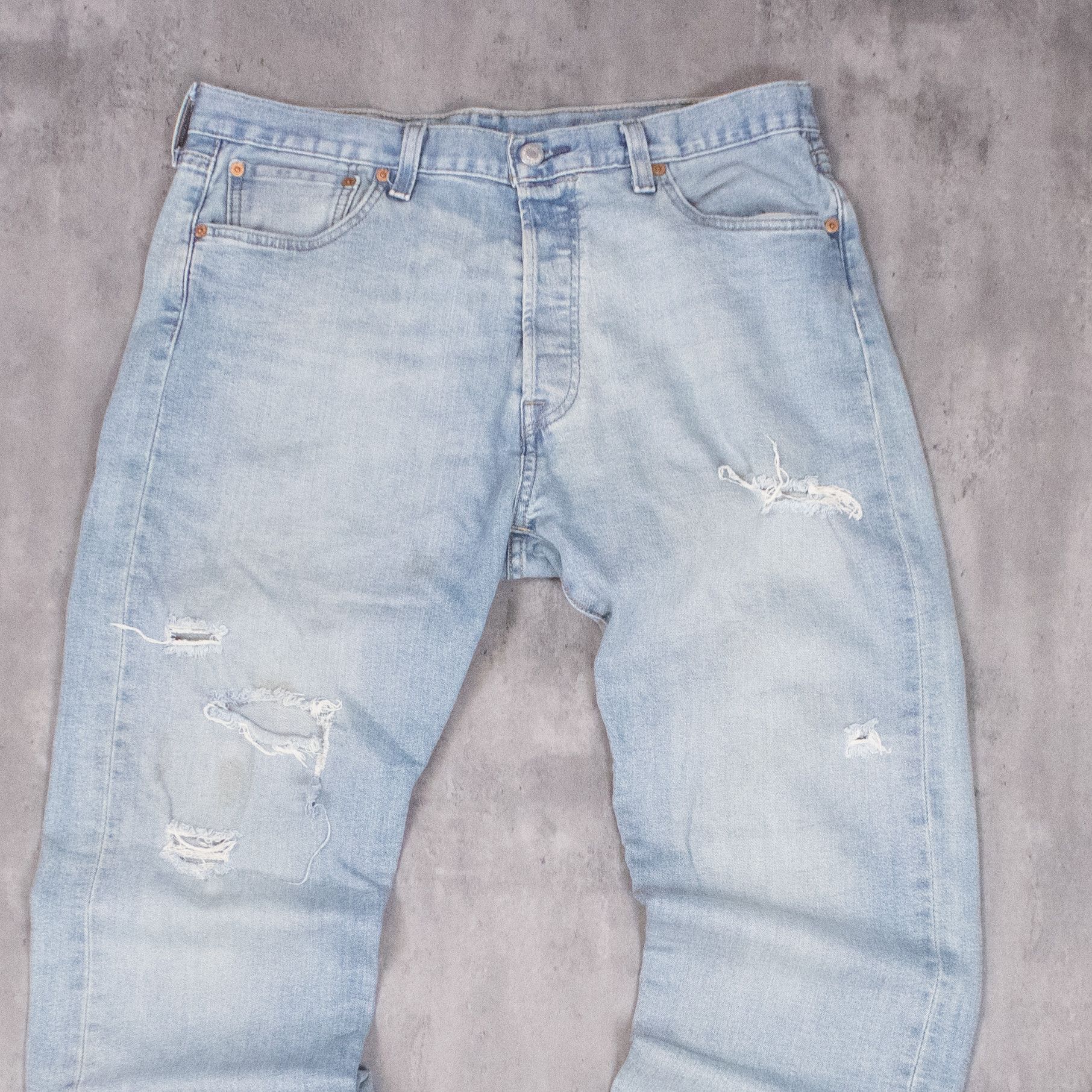 Levi's Levis 501 Straight Legged Distressed Midwash Denim Pant’s Size US 34 / EU 50 - 5 Thumbnail