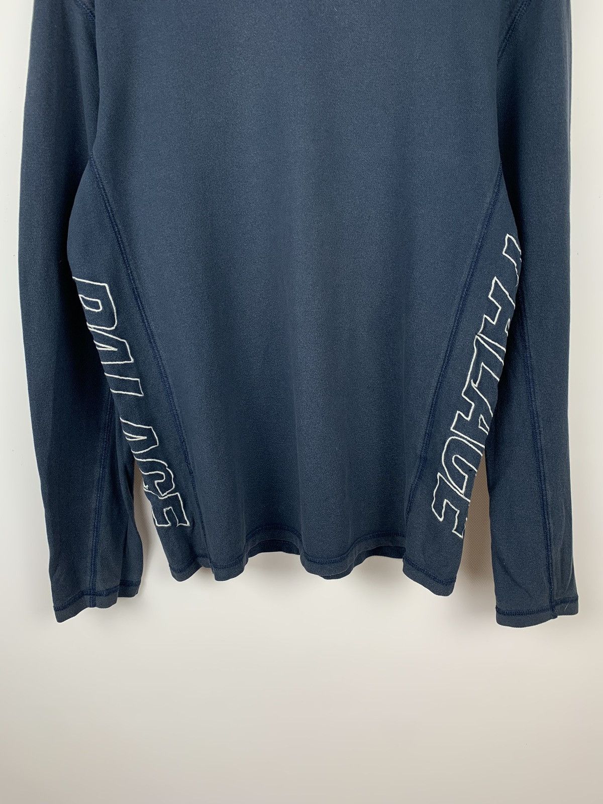 Palace Palace Long Sleeve T-Shirt Y2K Tee Embroidered logo faded Size US S / EU 44-46 / 1 - 3 Thumbnail