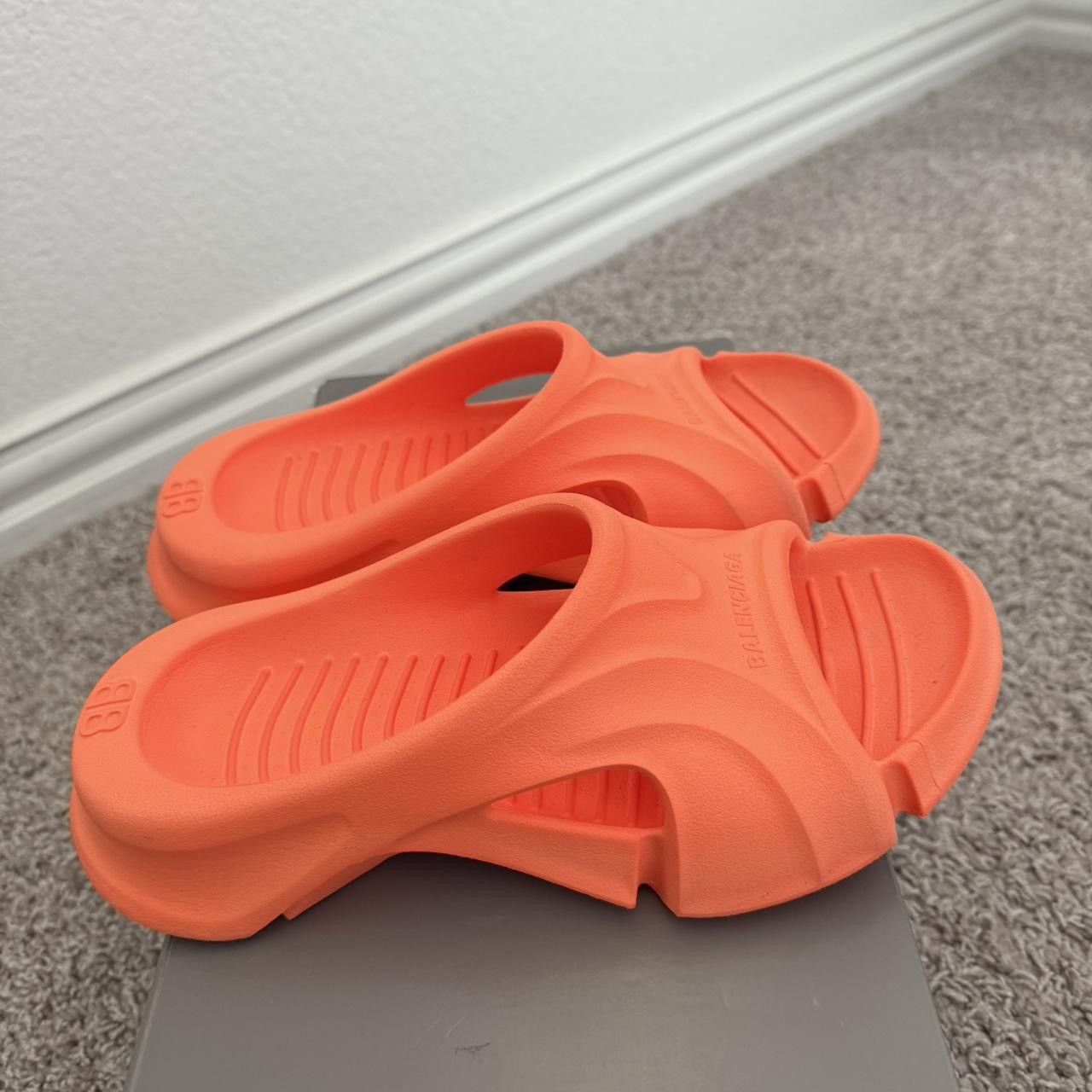Balenciaga Balenciaga mold slide sandal Size US 6 / IT 36 - 2 Thumbnail