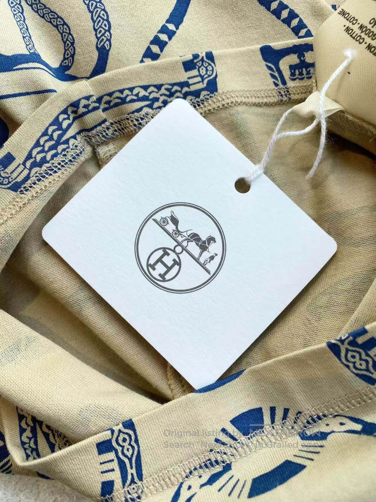 Hermes Hermes The pattern is full of embroidered T-shirts with sh Size XXS / US 00 / IT 34 - 7 Thumbnail