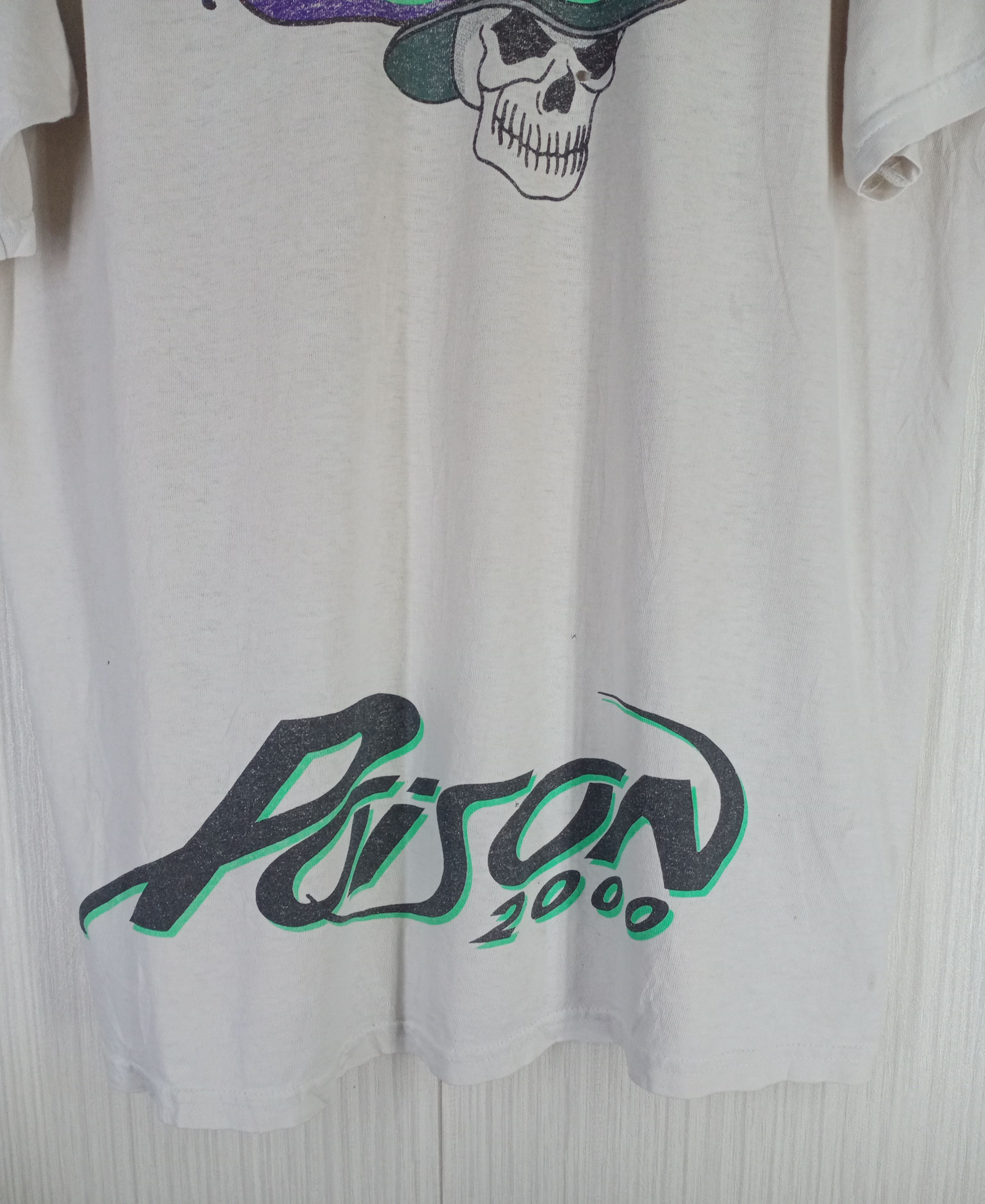 Band Tees Very Rare Vintage Thrashed Faded Poison 2000 Tour Tshirt Size US XL / EU 56 / 4 - 5 Thumbnail