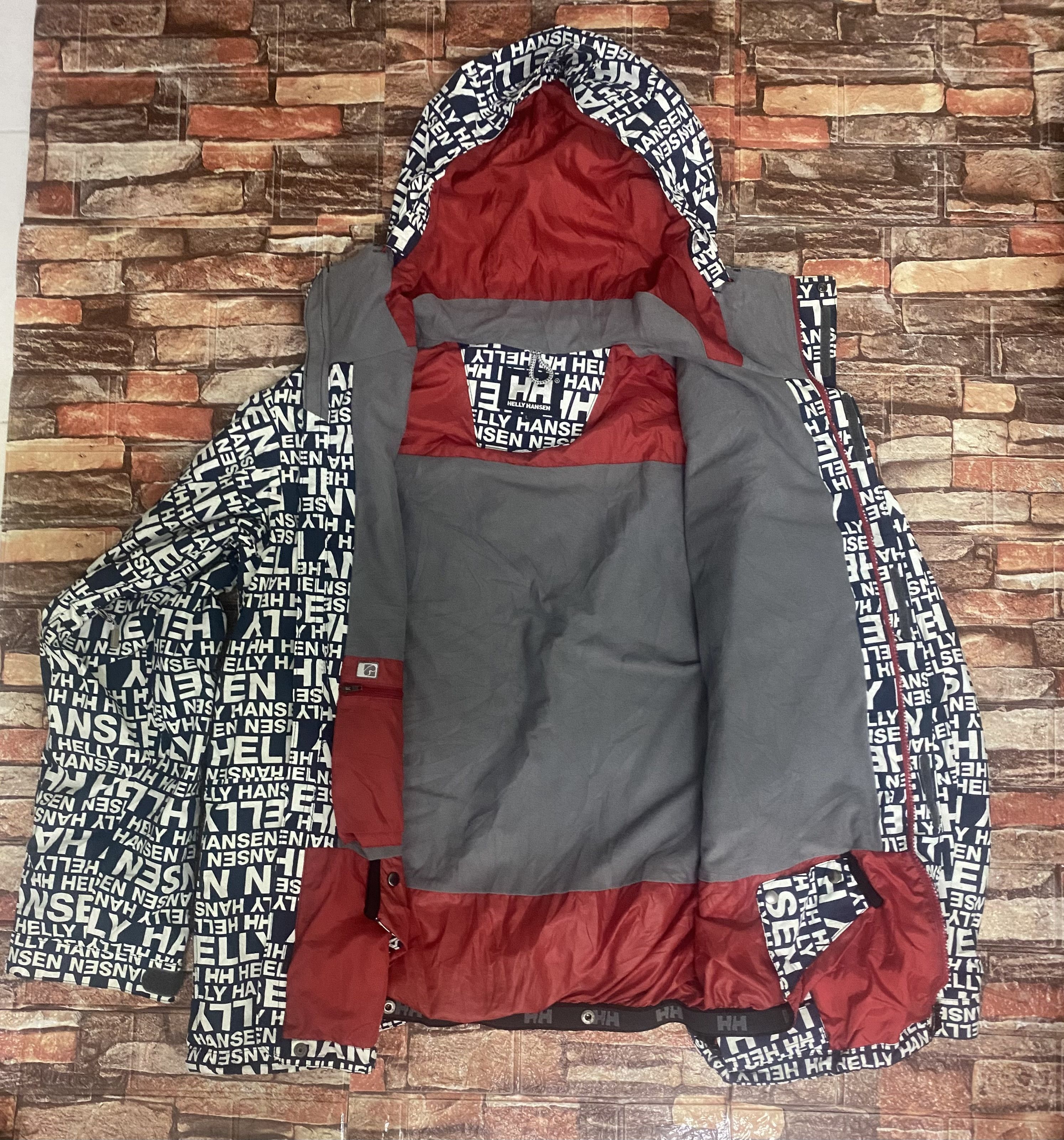 Helly Hansen Rare Helly Hansen Full Print Water Proof Hoodie Size US L / EU 52-54 / 3 - 2 Thumbnail