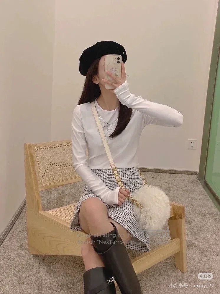 Chanel Chanel 21K popular white rhinestone love studded bead long Size XS / US 0-2 / IT 36-38 - 2 Thumbnail
