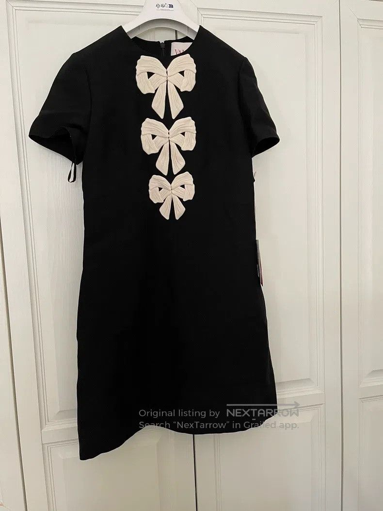 Valentino Valentino Black bow dress Size XS / US 0-2 / IT 36-38 - 1 Thumbnail
