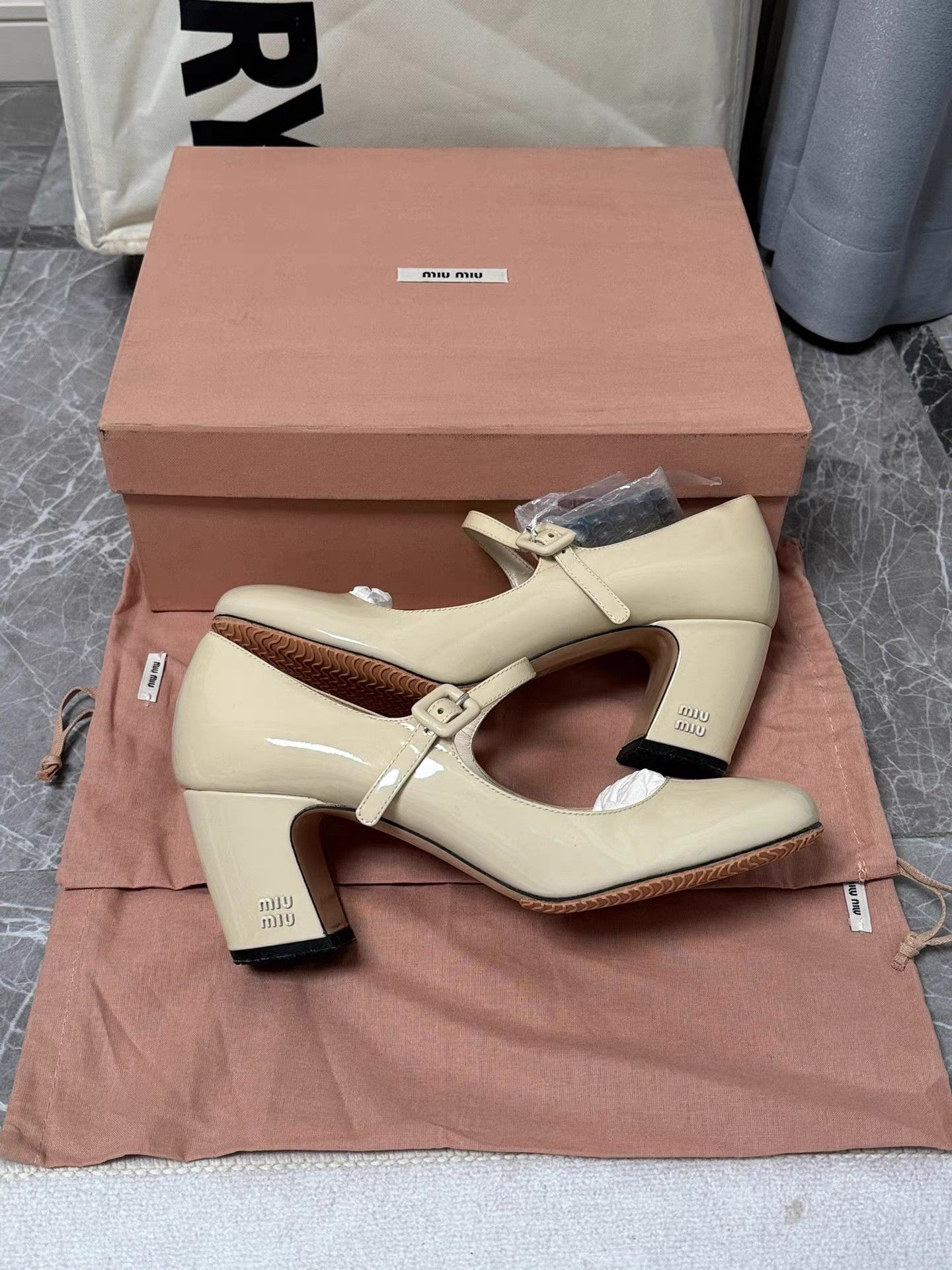 Miu Miu MiuMiu Mary Jane Heels K6 Size US 8.5 / IT 38.5 - 8 Thumbnail