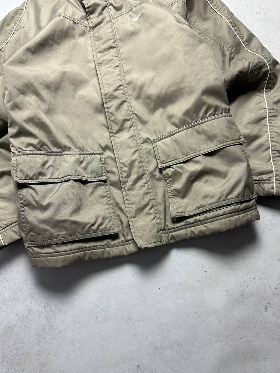 Nike × Vintage Vintage Nike Swoosh Winter Puffer Jacket Y2K L Size US L / EU 52-54 / 3 - 6 Thumbnail