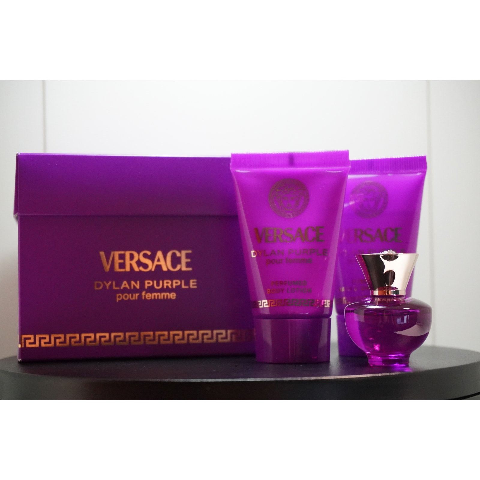 Versace Versace Dylan Purple Pour Femme 3-Piece Set EDP Body Lotion Size ONE SIZE - 1 Thumbnail