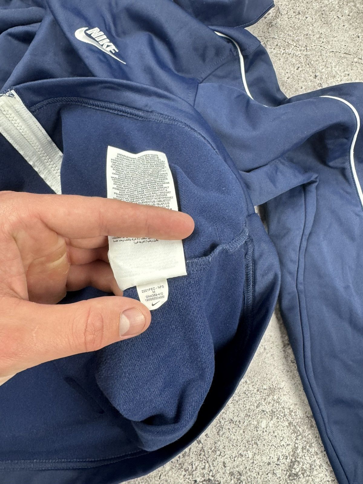 Nike Vintage Nike Y2K Track Suit Set Jacket Pants Striped Japan Size US M / EU 48-50 / 2 - 8 Thumbnail