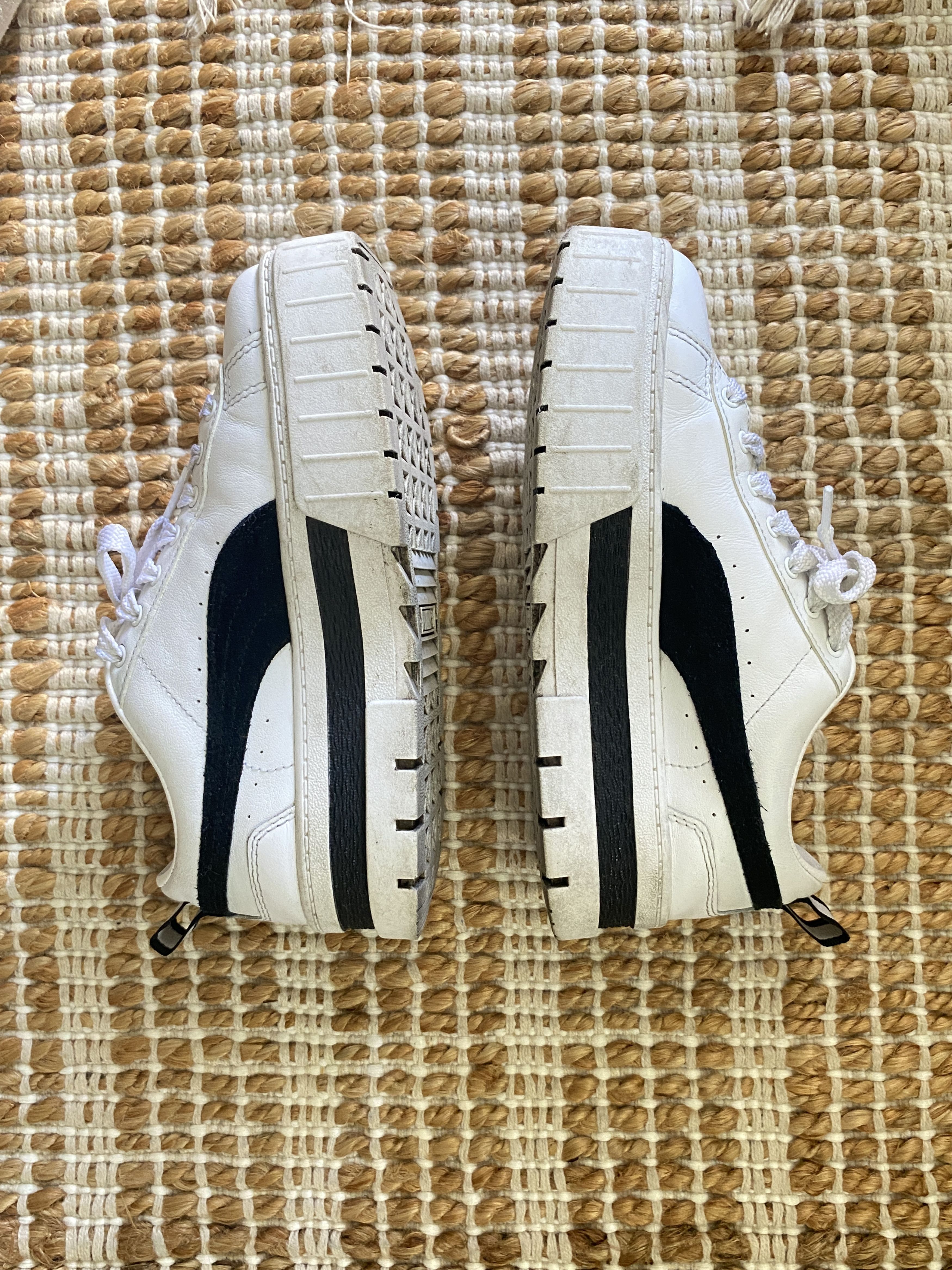 Puma Mayze Women’s Sneakers – White & Black – Size US 6.5