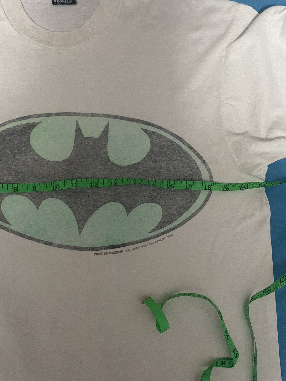 DC Comics Vintage Batman Shirt Size US L / EU 52-54 / 3 - 8 Thumbnail