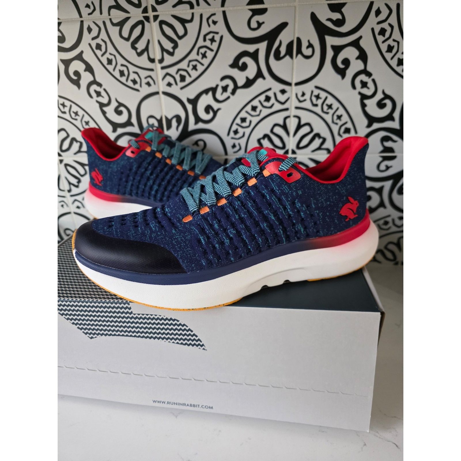 Other New Rabbit Dream Chaser Men's size 11.5 running shoes Beacon Size US 11.5 / EU 44-45 - 1 Thumbnail