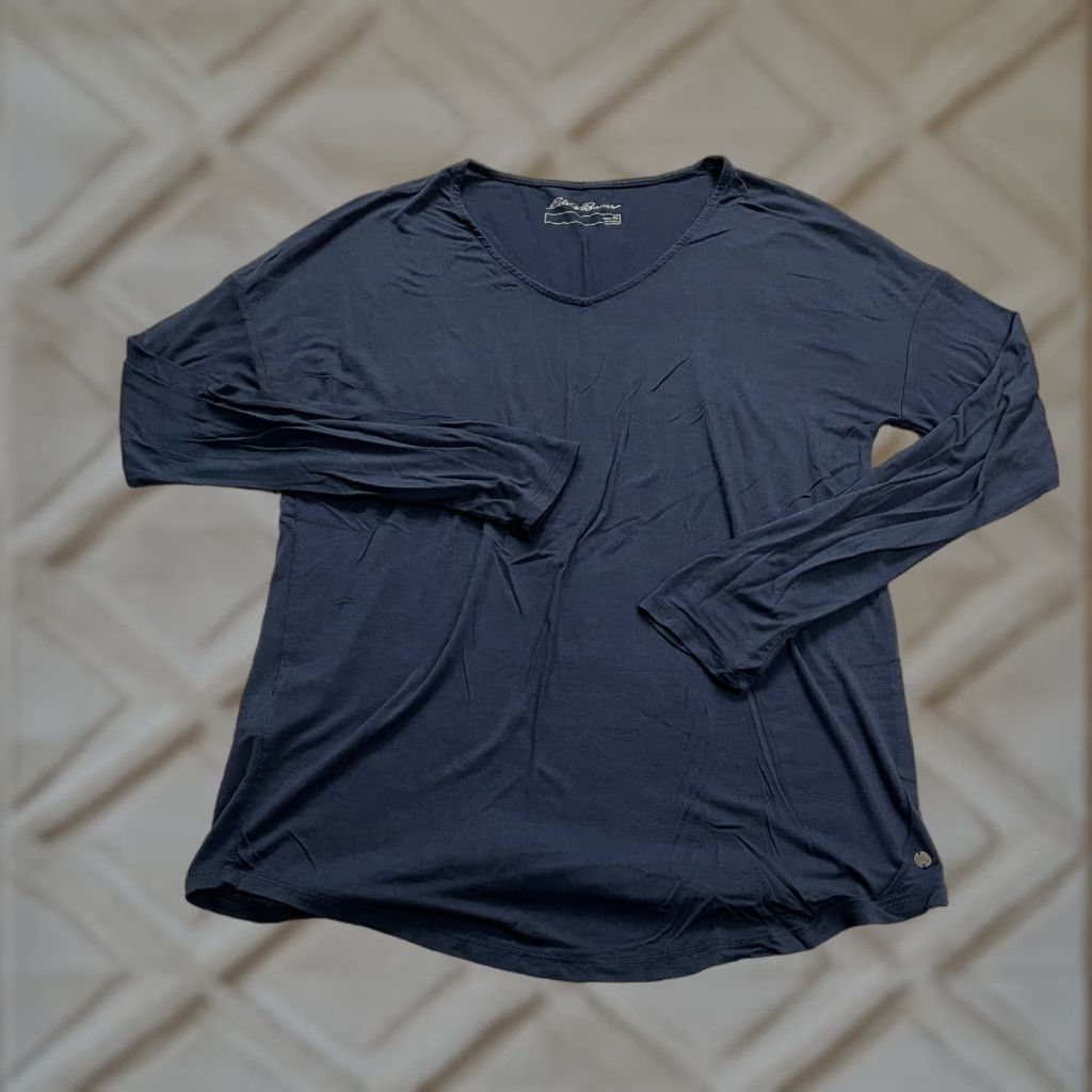 Eddie Bauer VINTAGE Eddie Bauer Women's T-Shirt Long Sleeve V-Neck Casual Blue XS Fabric Knit Fall Spring Summer Womens Size XS / US 0-2 / IT 36-38 - 1 Thumbnail