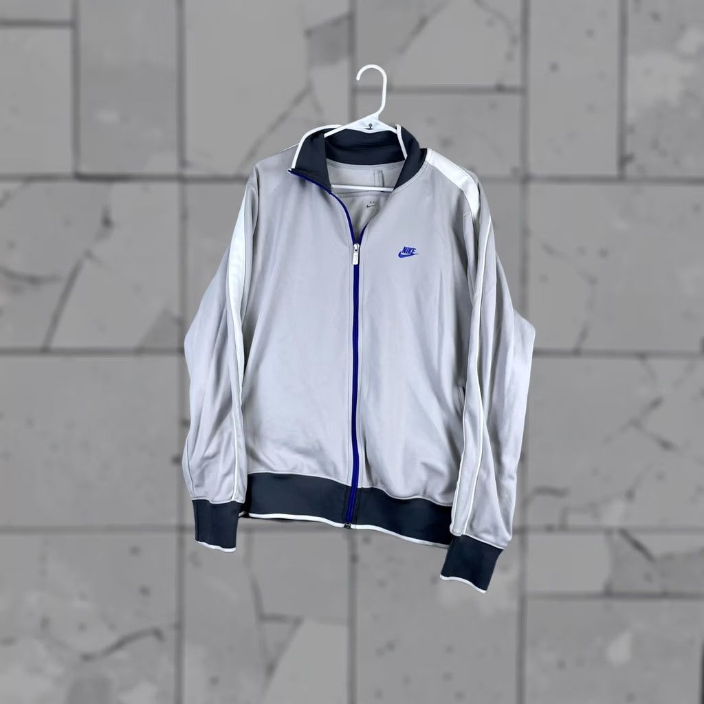Nike Nike Track Jacket Mens Large Gray Full Zip Knit Athletic Sportswear Casual Size US L / EU 52-54 / 3 - 1 Thumbnail