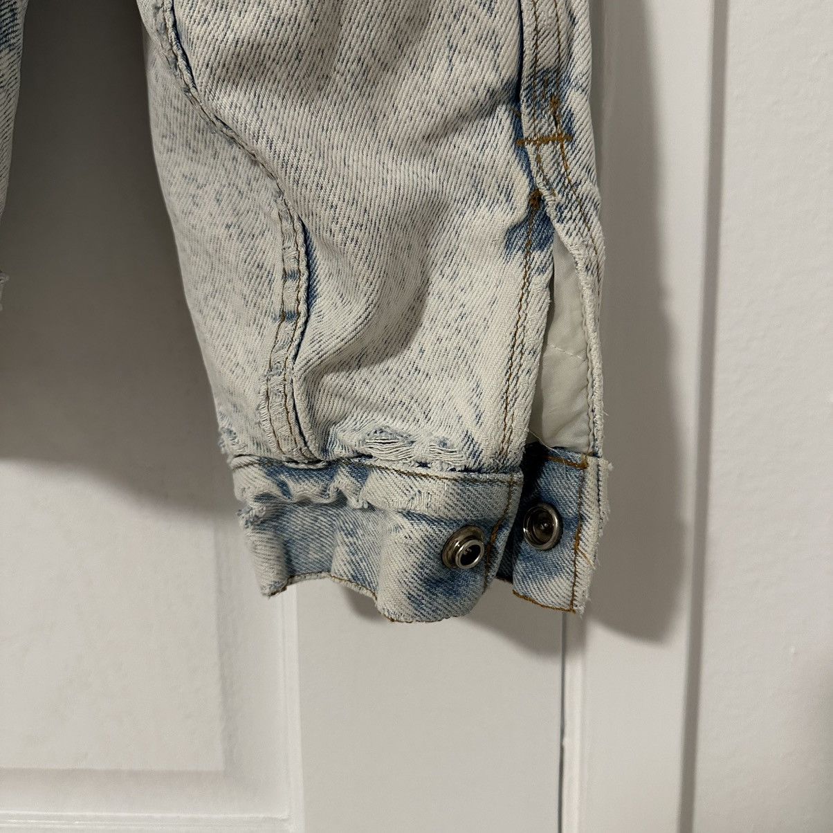 Levi's Vintage 1990s Levi's Sherpa Denim Trucker Jacket Size US XL / EU 56 / 4 - 7 Thumbnail