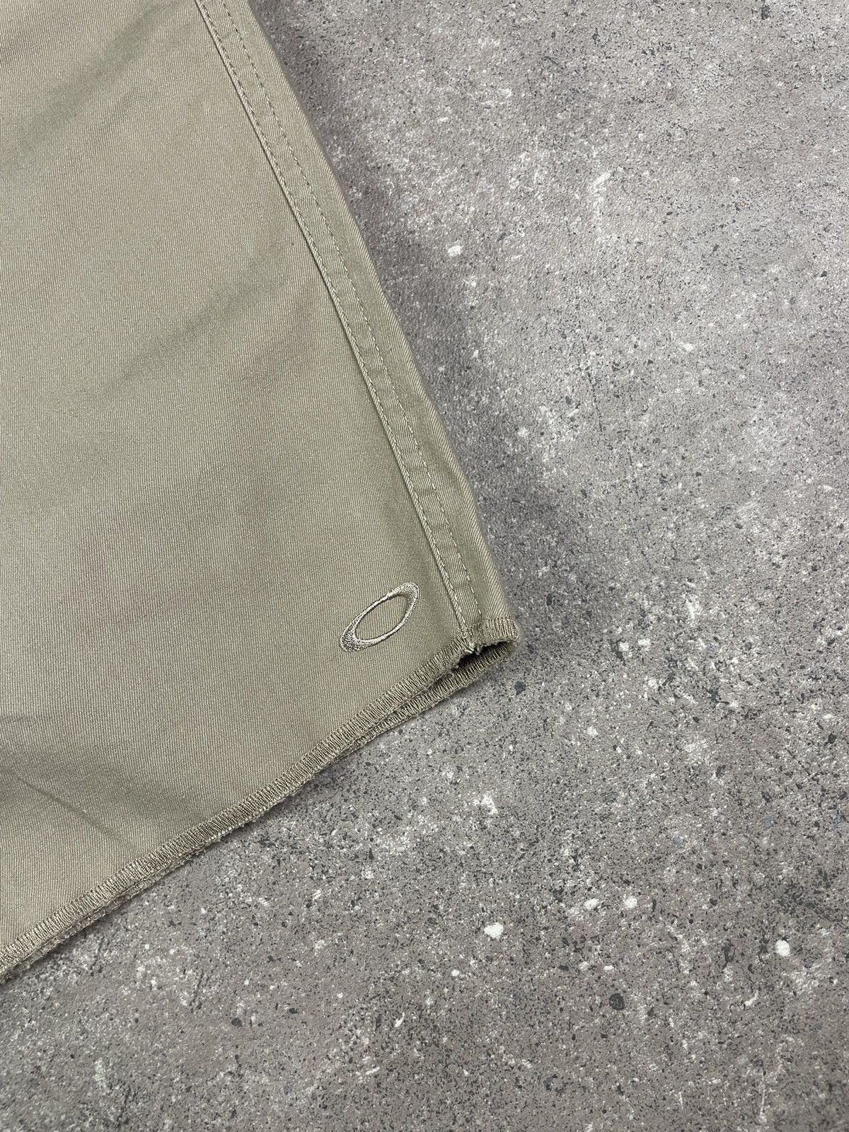 Oakley × Vintage Vintage Y2K Oakley Small Logo Shorts Jorts Size US 36 / EU 52 - 3 Thumbnail