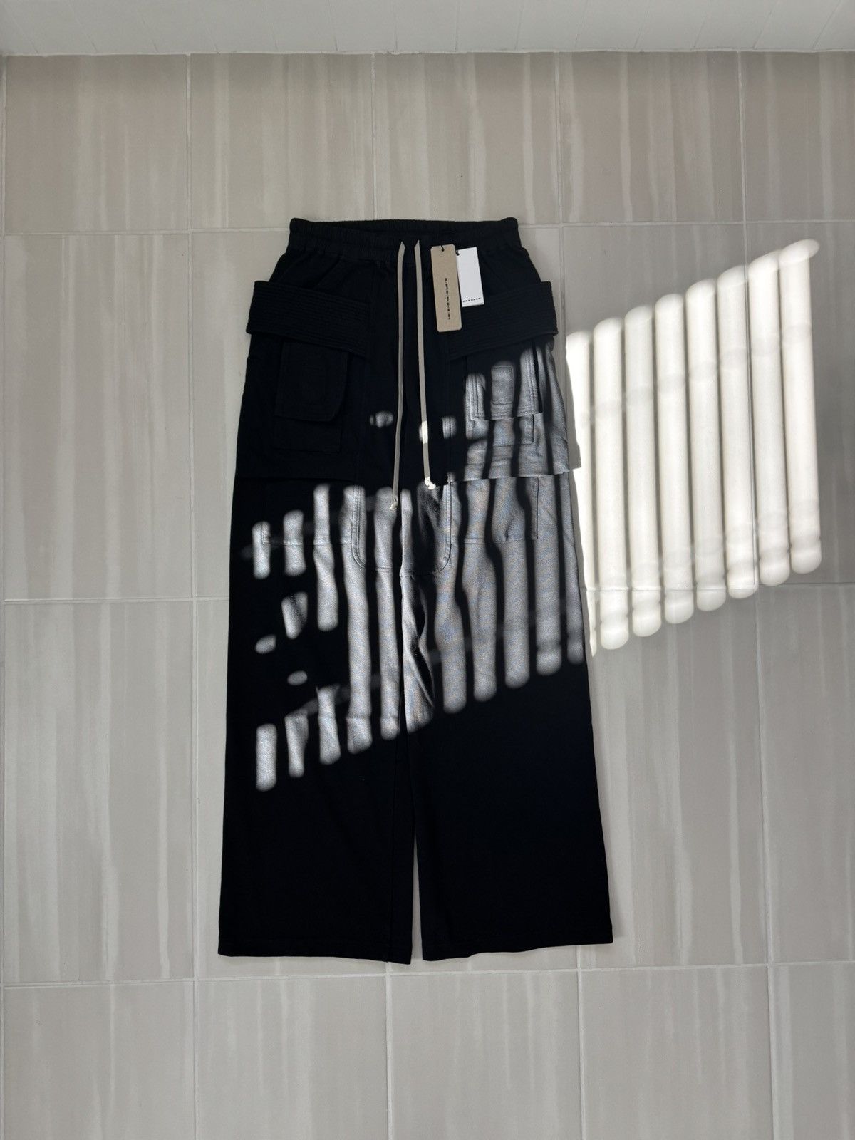 Rick Owens × Rick Owens Drkshdw Rick Owens DRKSHDW SS24 Creatch Cargo Wide Sweapants Size US 30 / EU 46 - 1 Thumbnail