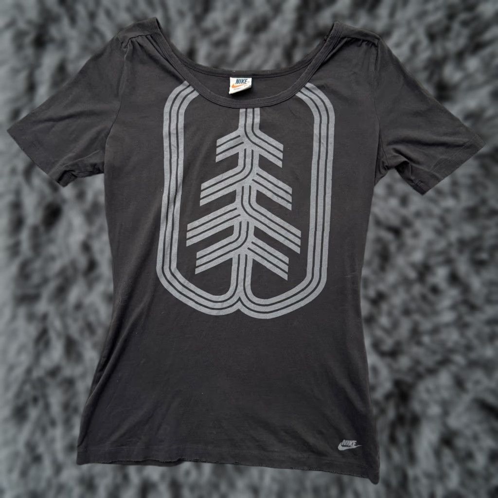 Nike Nike Womens Shirt Small Destroyed Grunge Running Oregon Track Club Limited Issue Shirt Women S Dark Gray 70s 80s Grunge Hipster Running & Jogging Size S / US 4 / IT 40 - 1 Thumbnail