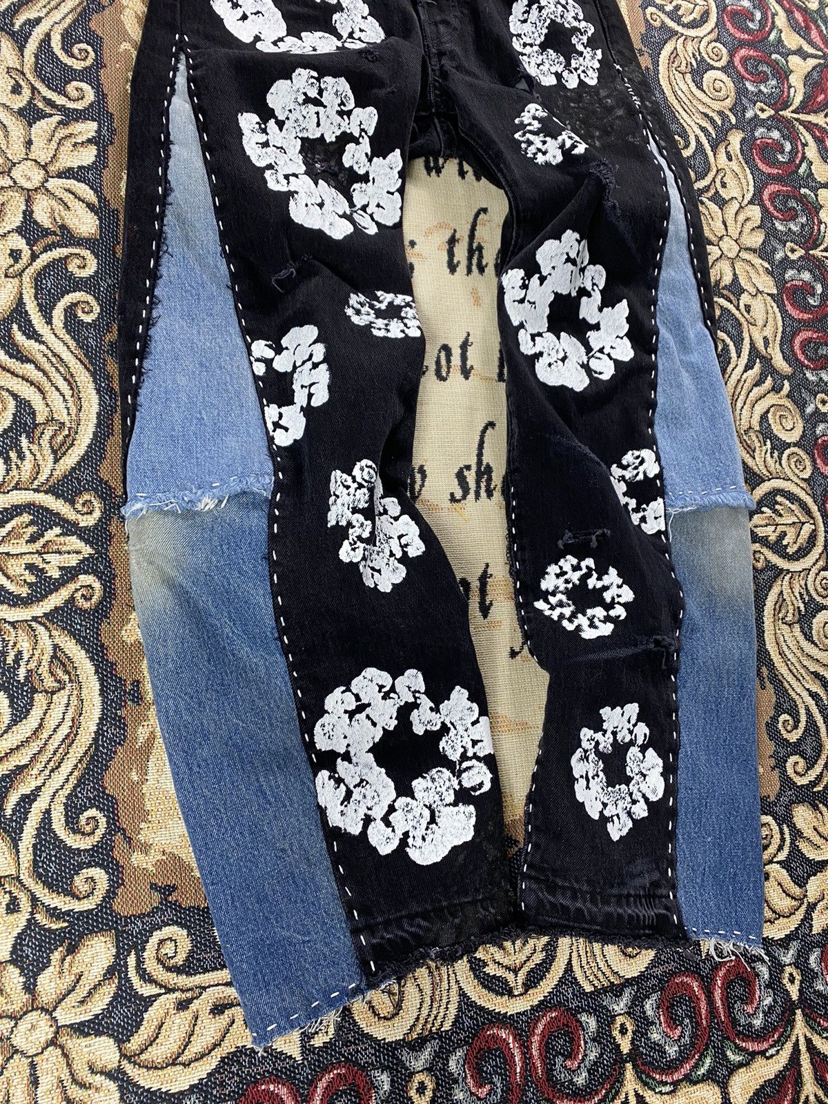 DENIM TEARS × Levi's DENIM TEARS Re-worked Levi’s [ PAIN ✞ ] Size US 28 / EU 44 - 4 Thumbnail