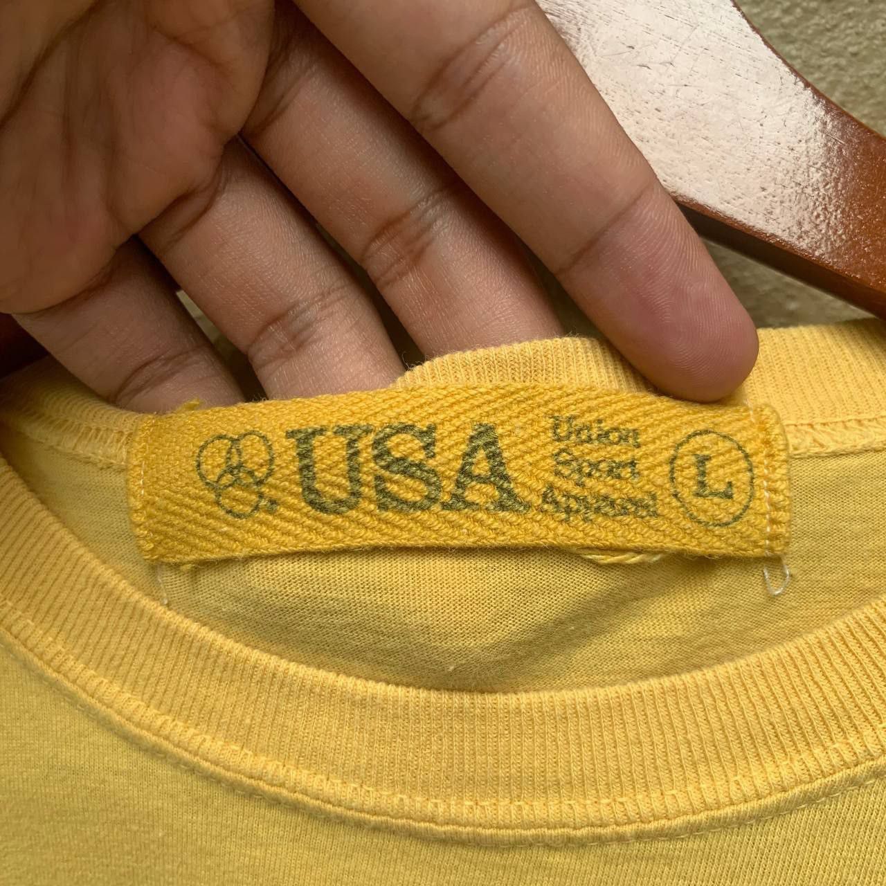 Vintage Vintage 90s Union Sport Apparel (USA) Tshirt Size US M / EU 48-50 / 2 - 6 Thumbnail