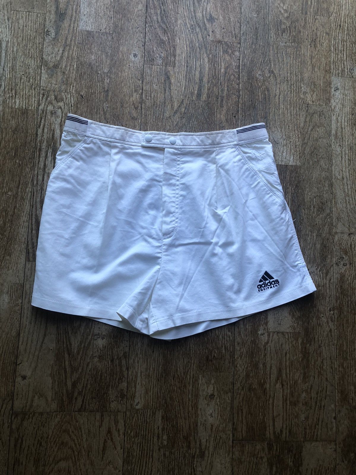 Adidas ADIDAS EQUIPMENT VINTAGE SPORT QUALITY SHORTS Size US 34 / EU 50 - 1 Thumbnail
