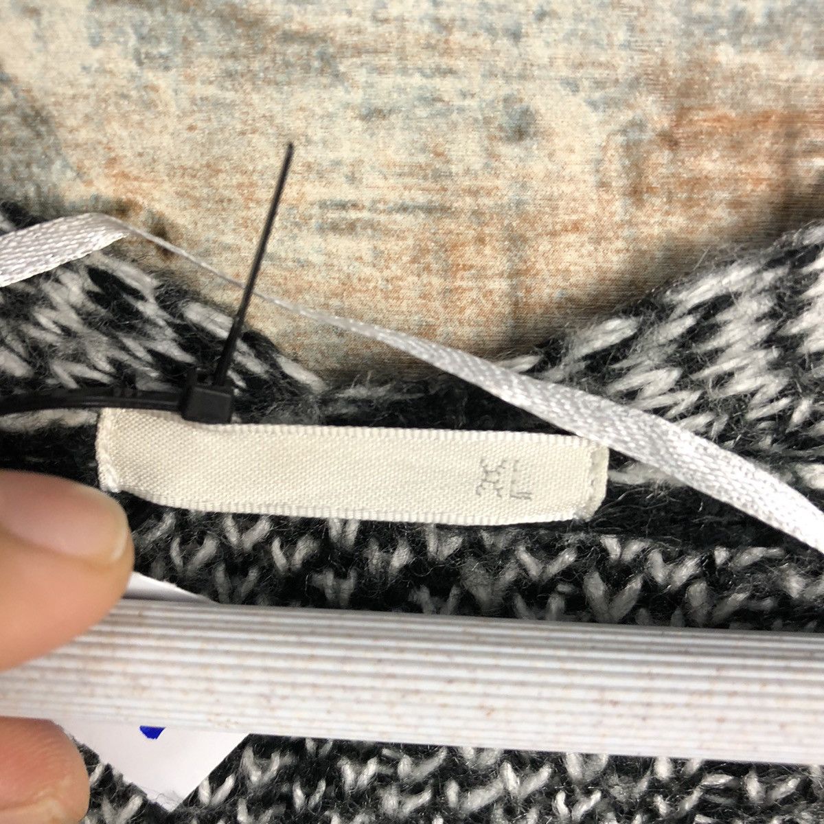 GU × Homespun Knitwear Gu japan White Cardigan Knitwear #A2467 Size US XL / EU 56 / 4 - 9 Thumbnail