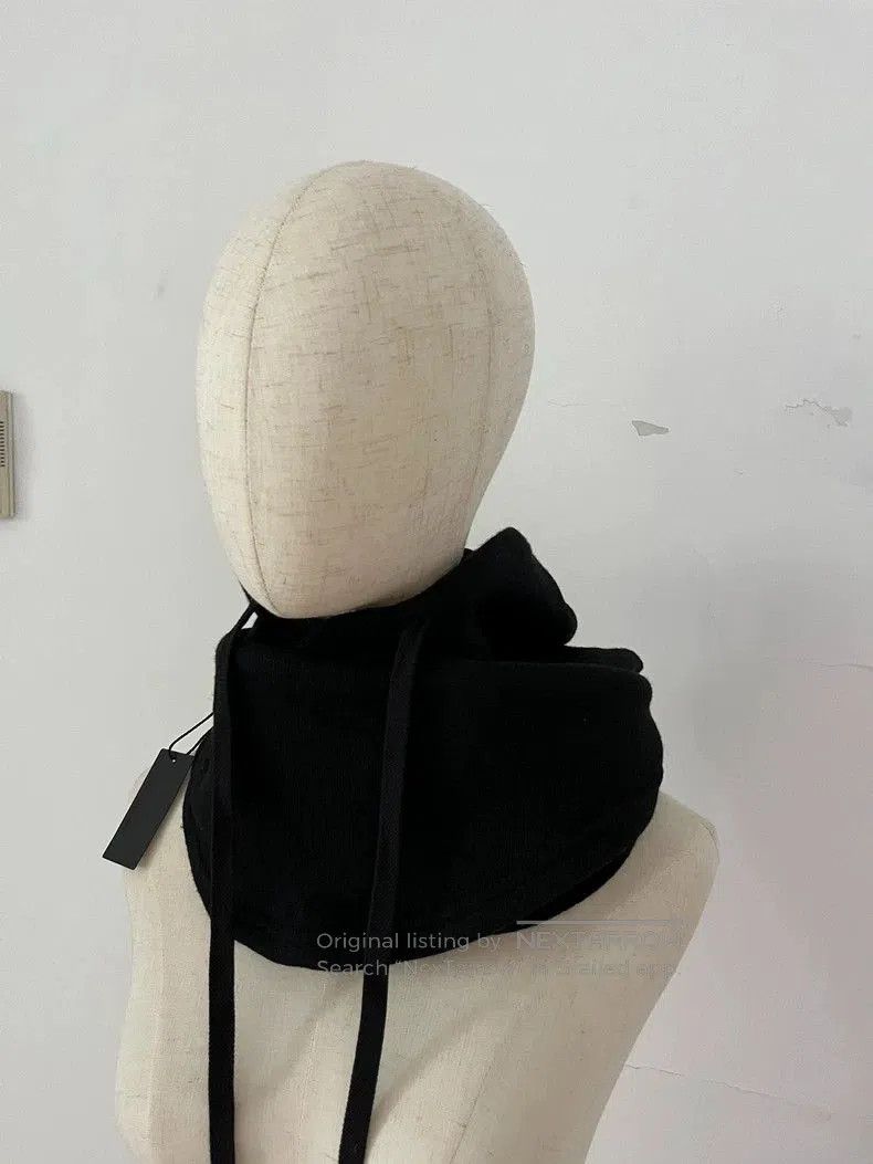 Isaac Sellam Experience ISAMUKATAYAMA BACKLASH Knit Hooded Neck Cover Hat. Size ONE SIZE - 5 Thumbnail