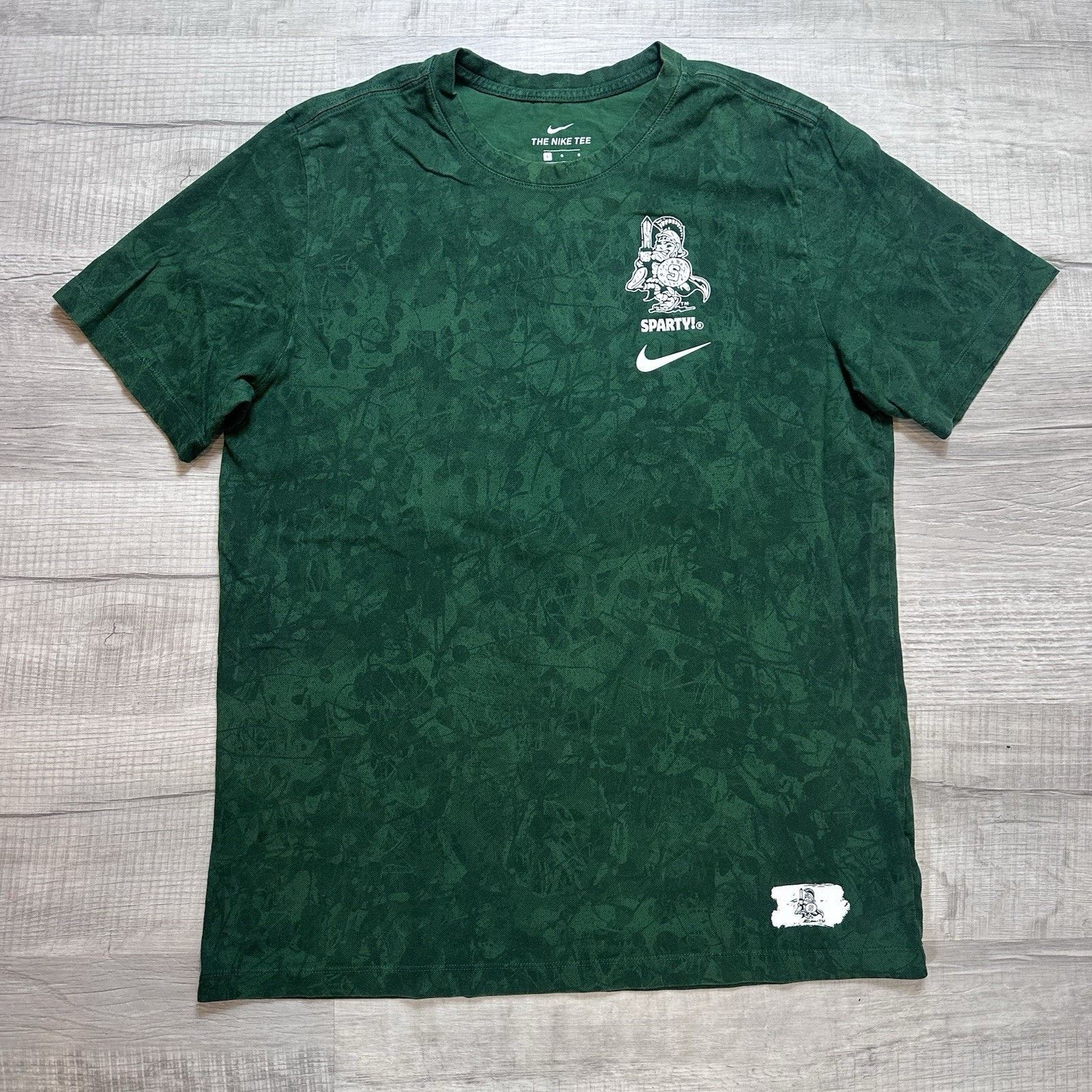 Nike Michigan State Spartans Shirt Mens L Green Camo Nike Sparty Size US L / EU 52-54 / 3 - 1 Thumbnail