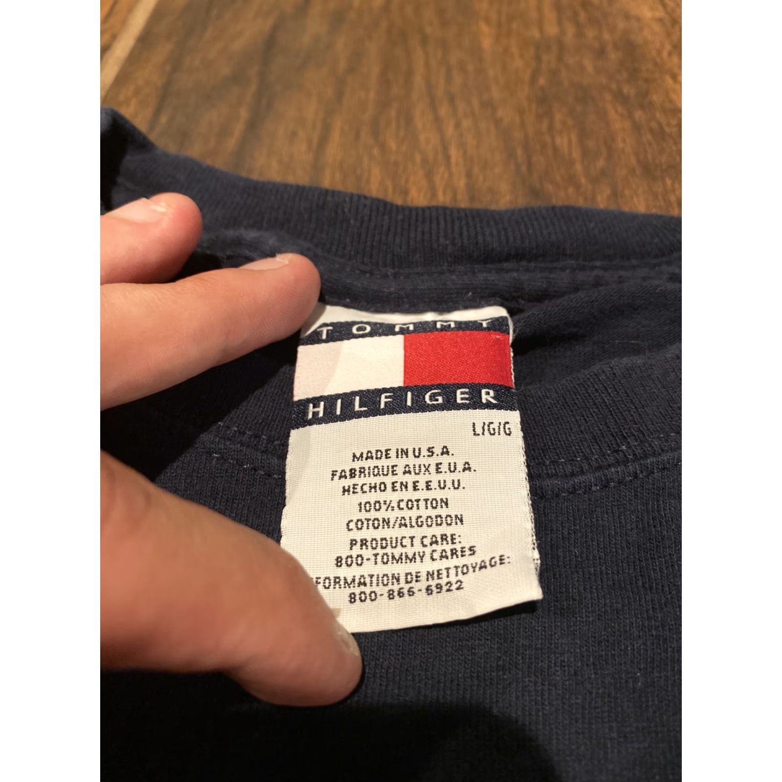 Tommy Hilfiger VINTAGE Tommy Hilfiger Snowboards Shirt Long Sleeve 90s Graphic Tee Mens Large Blue Size US L / EU 52-54 / 3 - 5 Thumbnail