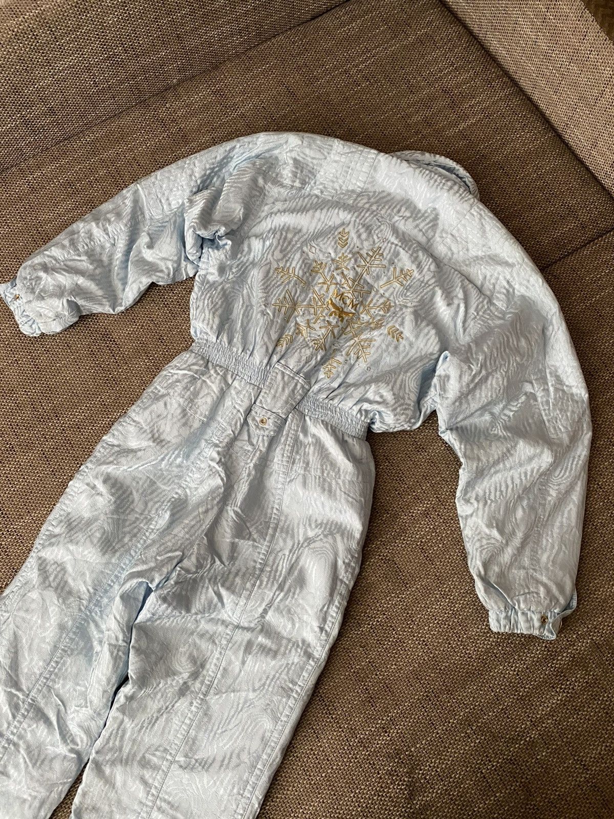 MCM Vintage MCM Ski Suit One Piece Light Blue Gold Snowflake Size 30" / US 8 / IT 44 - 11 Thumbnail