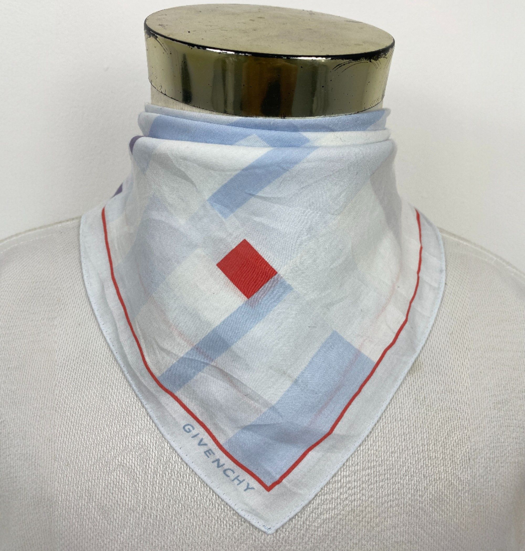 Givenchy Vintage Givenchy Handkerchief / Neckerchief KT0284 Size ONE SIZE - 1 Thumbnail