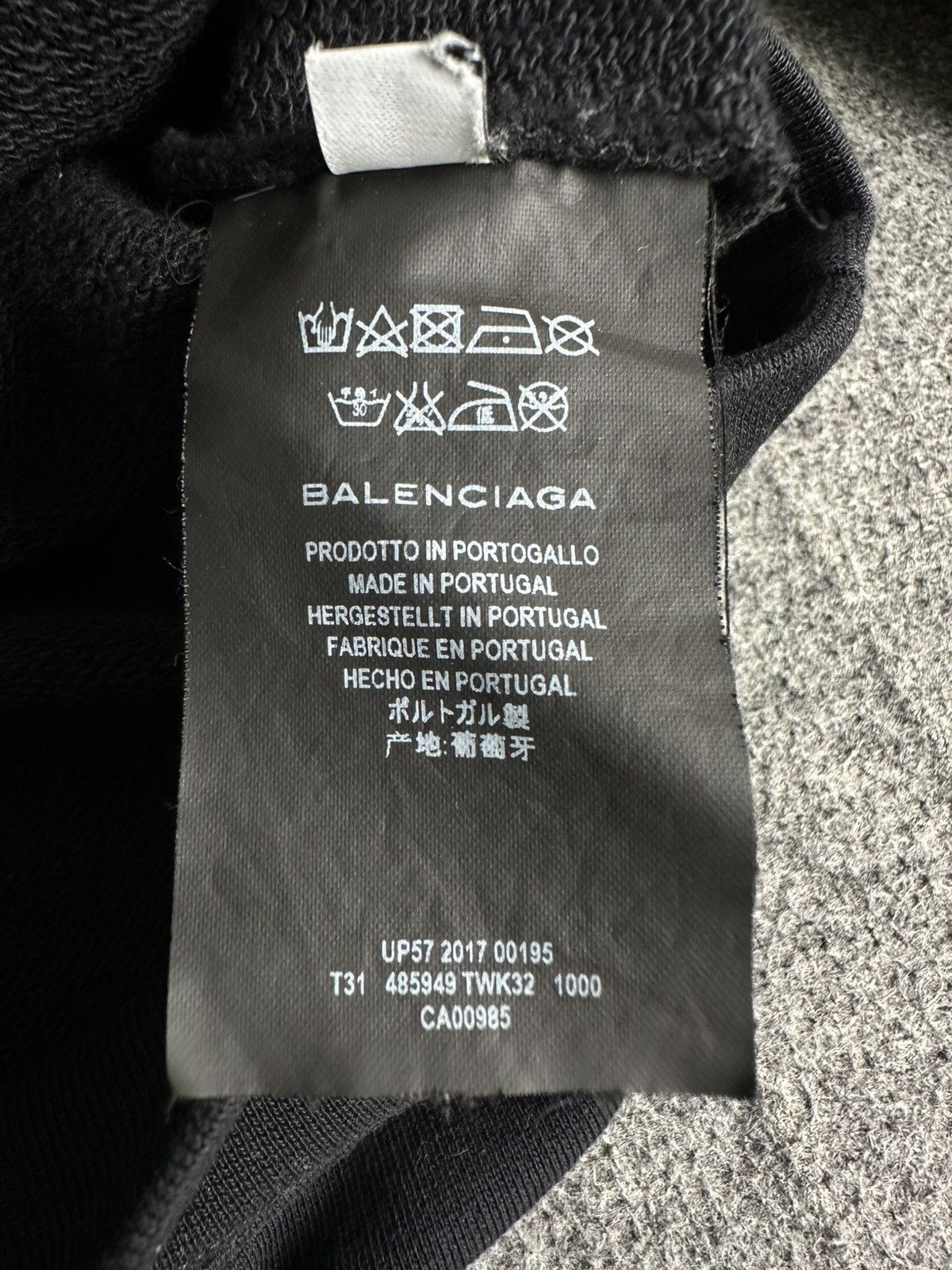 Balenciaga Balenciaga - Demna Gvasalia F/W17 Kering Logo - Hoodie Black Size US XS / EU 42 / 0 - 11 Thumbnail