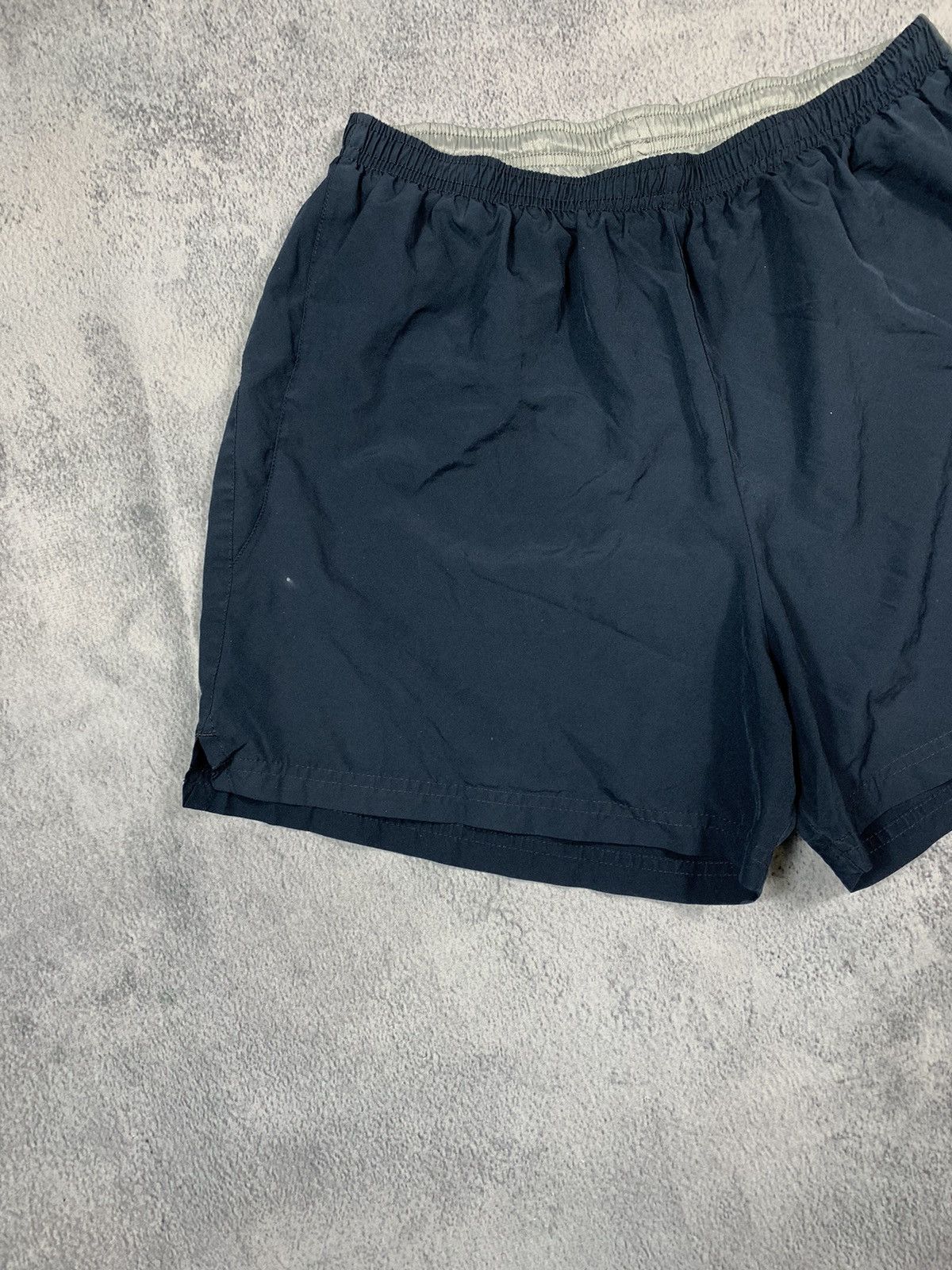 Nike × Vintage Vintage Nike shorts streetwear Y2K casual style size M Size US 32 / EU 48 - 2 Thumbnail