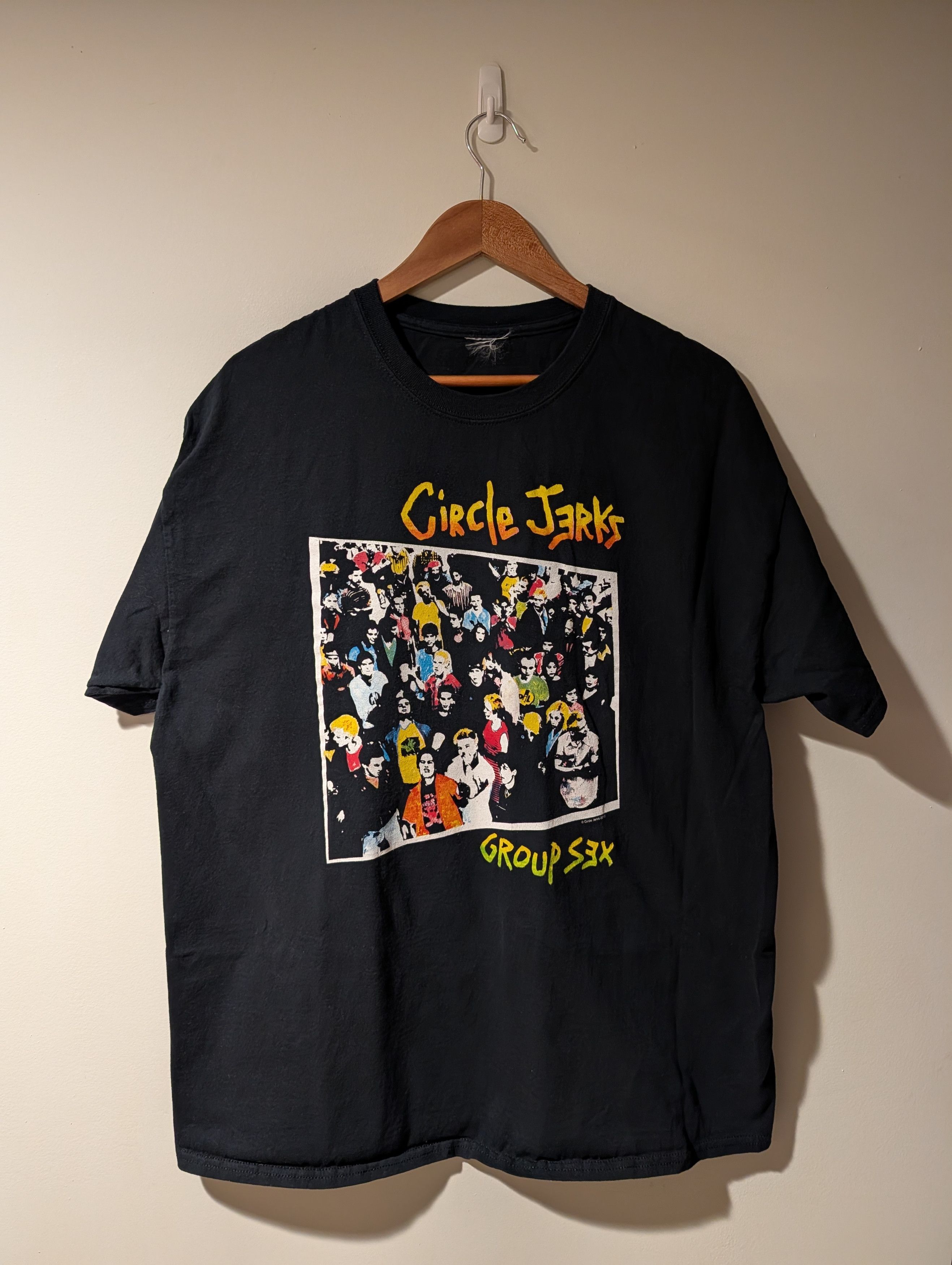 Band Tees Vintage 2013 Circle Jerks Group Sex Black X-Large T-Shirt Size US XL / EU 56 / 4 - 1 Thumbnail
