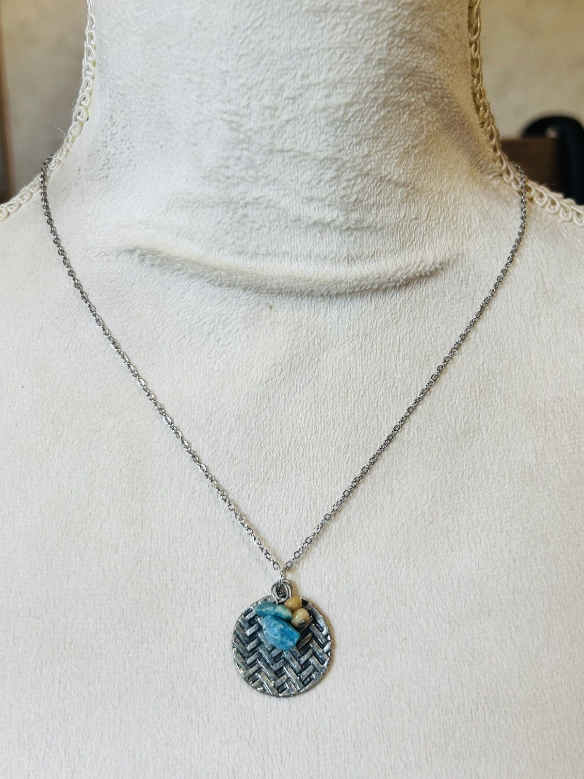 Handmade Handcrafted vintage woven disc stone pendant necklace Size ONE SIZE - 2 Thumbnail