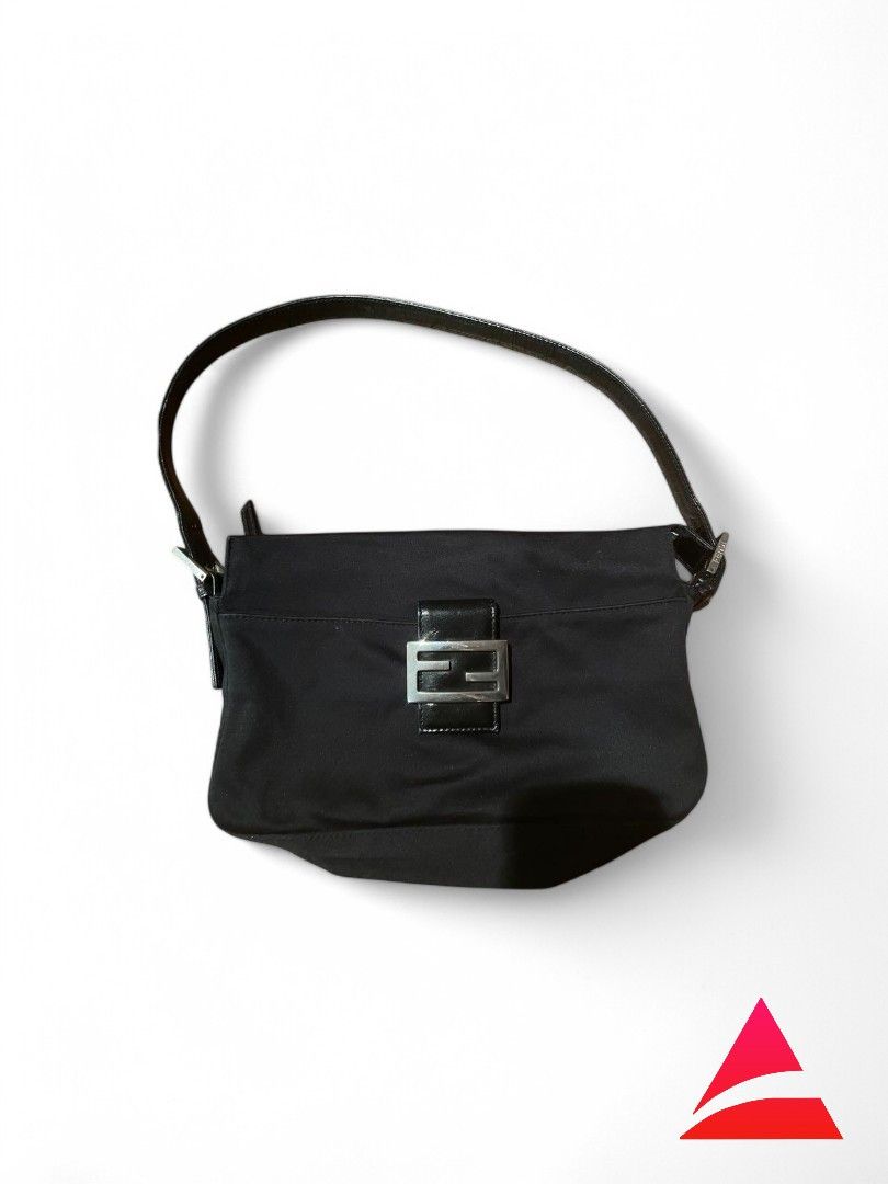 Fendi Fendi - Mamma Bucket Handbag Shoulder Bag Black Size ONE SIZE - 1 Thumbnail