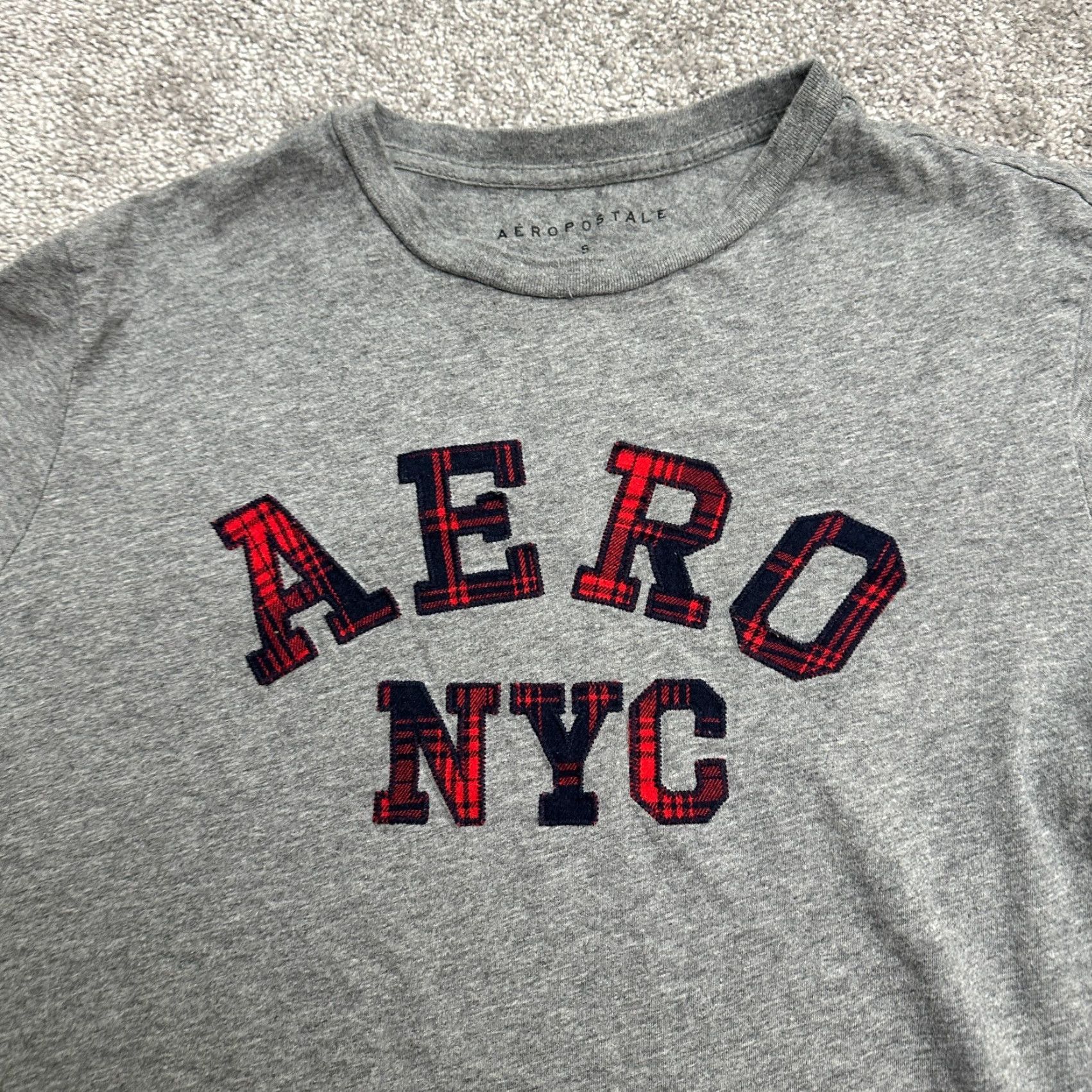 Aeropostale Aero postale Graphic T-Shirt Womens Small Gray Crew Neck Short Sleeve Cotton Tee Size S / US 4 / IT 40 - 3 Thumbnail