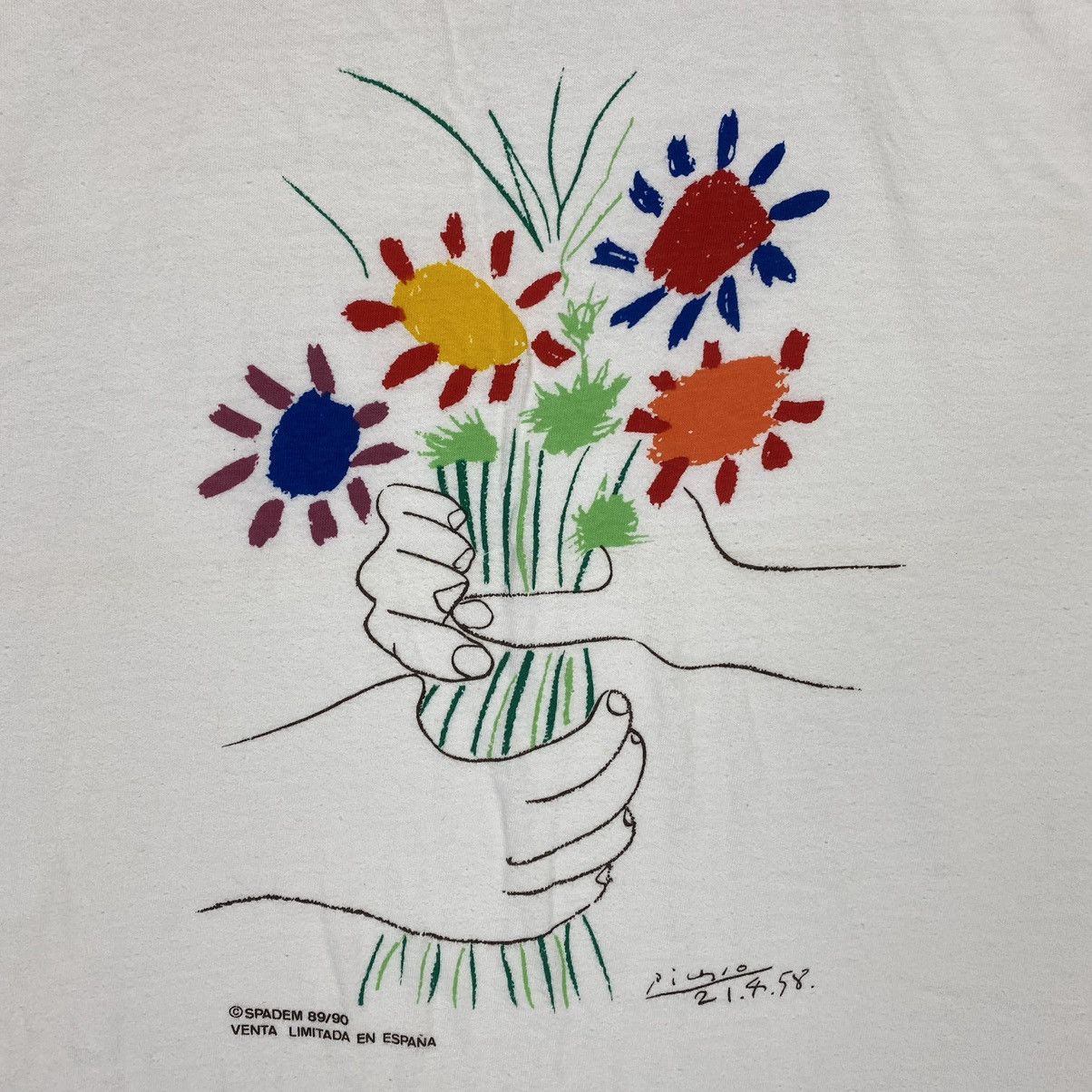 Vintage Vintage 80's PICASSO La Bouquet De La Paix Art Tee Shirt Size US XL / EU 56 / 4 - 3 Thumbnail