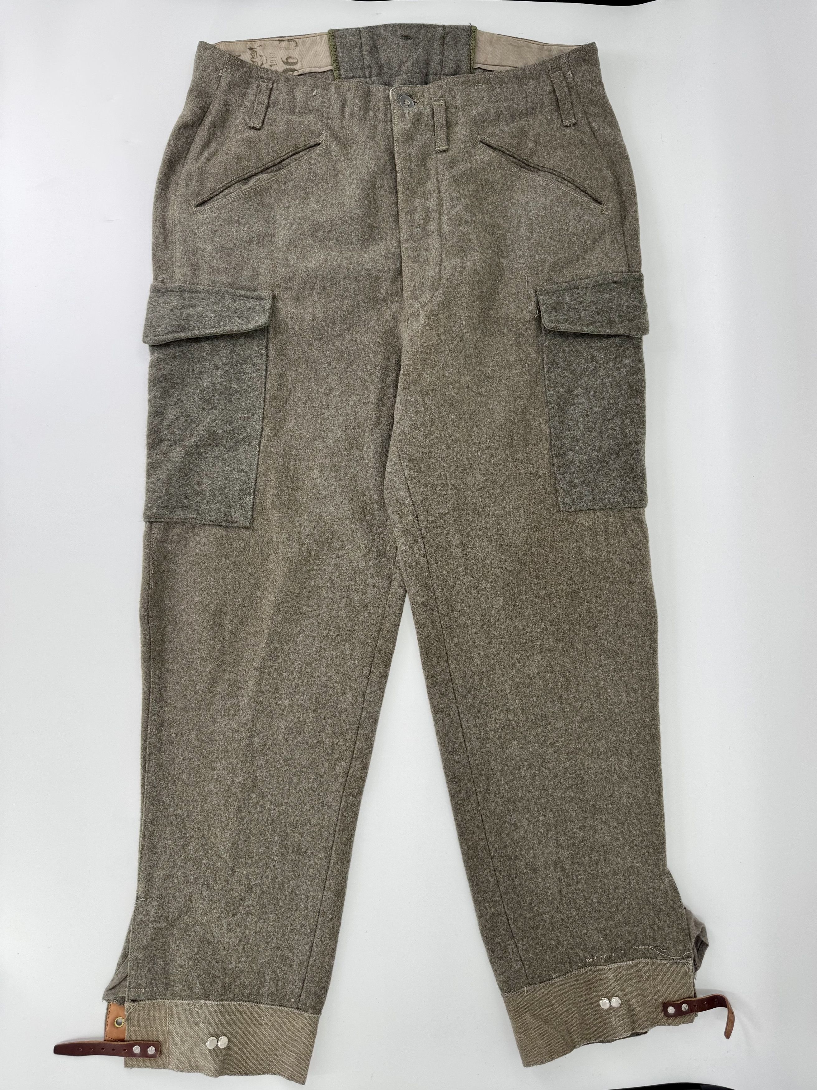 Vintage Vintage 1940 Swedish Military Trousers Pants Wool 1940s 40s Size US 34 / EU 50 - 1 Thumbnail
