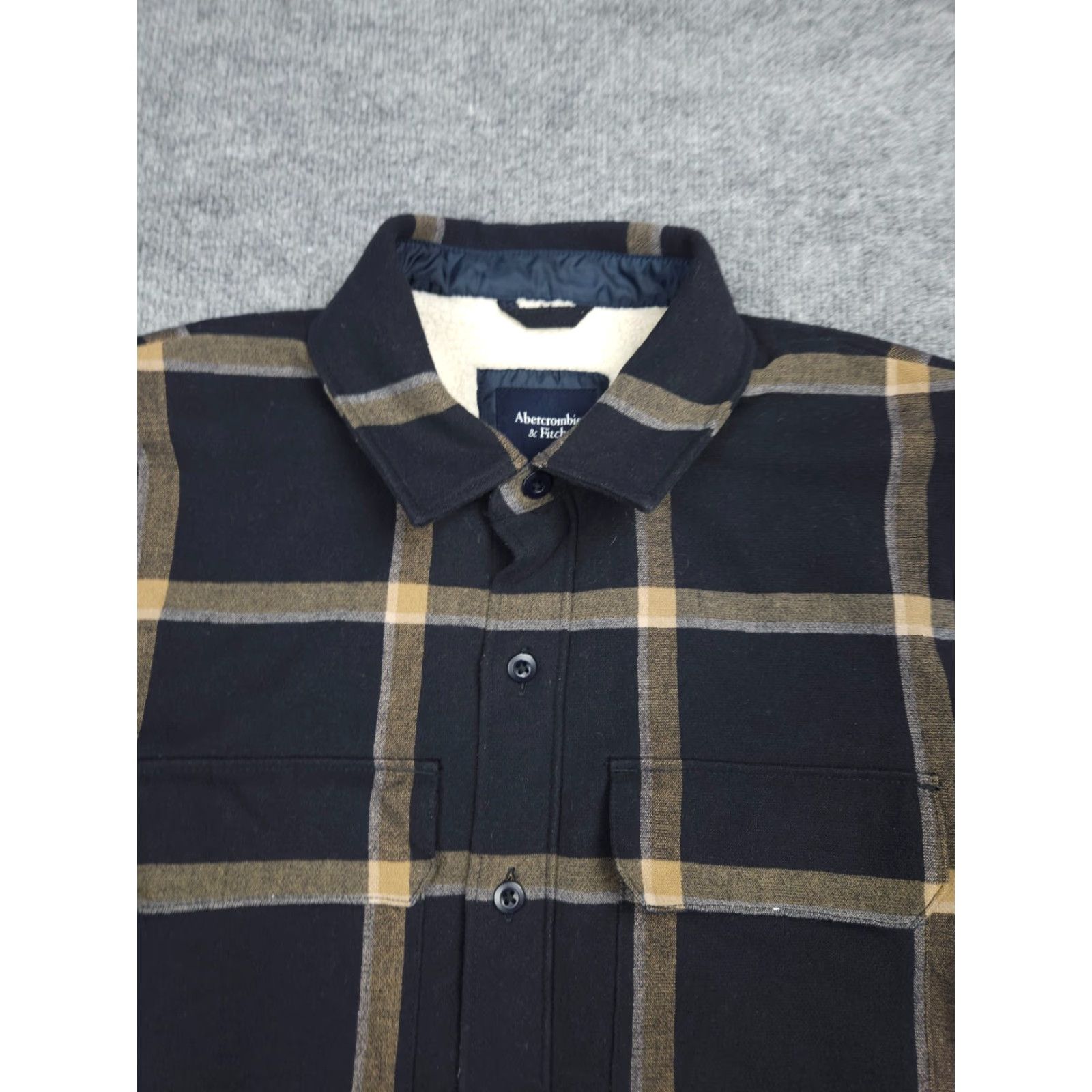 Abercrombie & Fitch Abercrombie & Fitch Sherpa Lined Relaxed Plaid Flannel Jacket Men Large Heavy Size US L / EU 52-54 / 3 - 2 Thumbnail